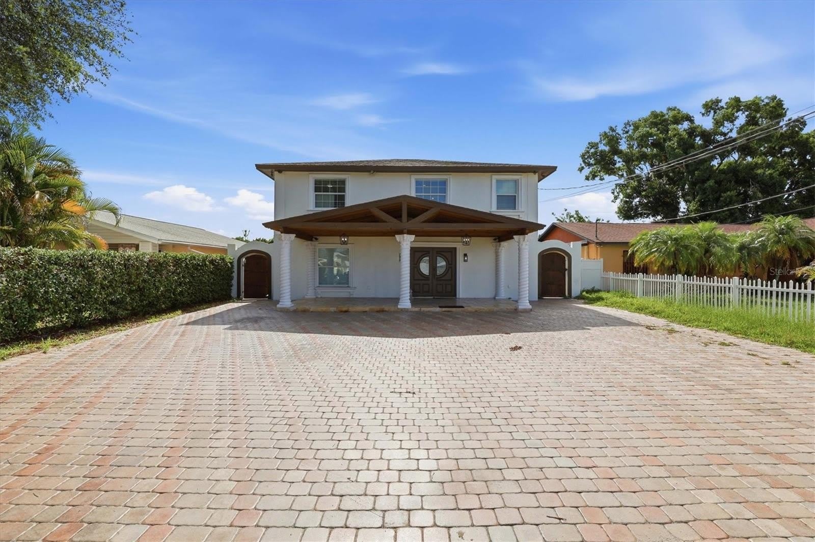 6611 N HALE Avenue – photo 2