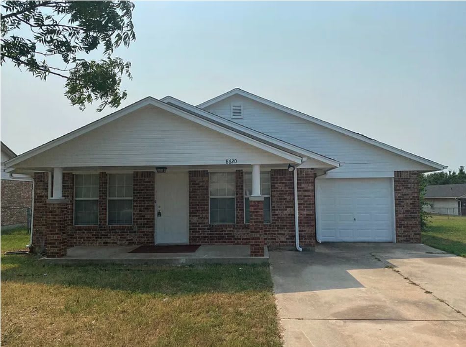 8620 Ne 20Th St – photo 1