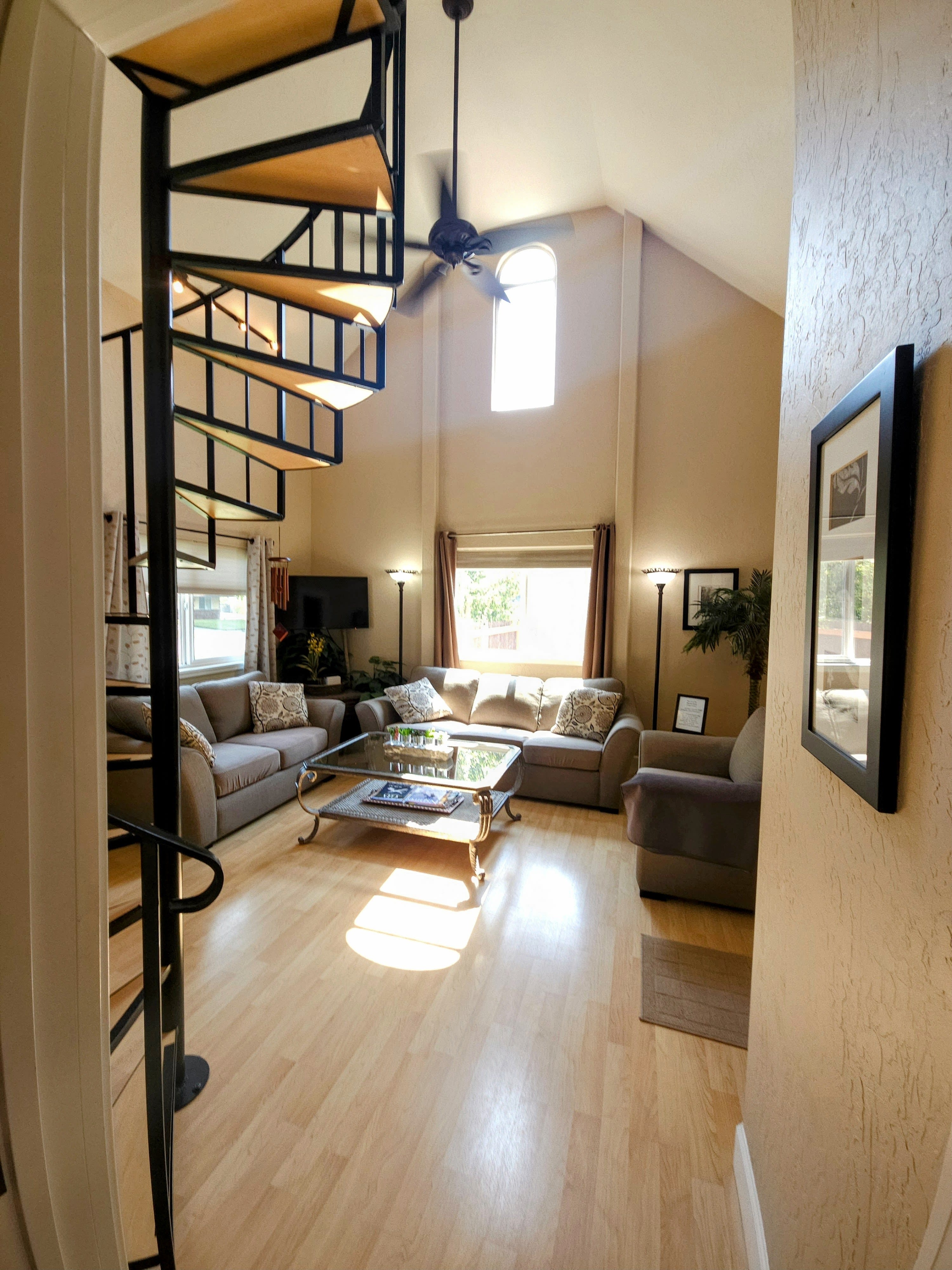 823 6th St – photo 5