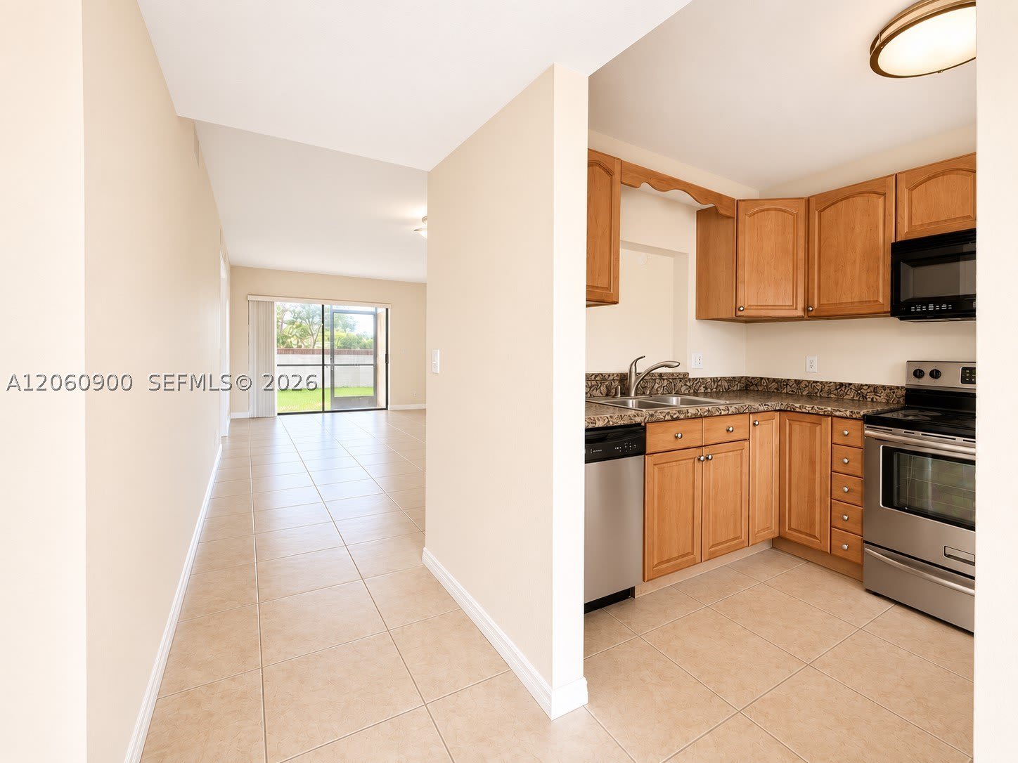 6585 Somerset Dr – photo 3