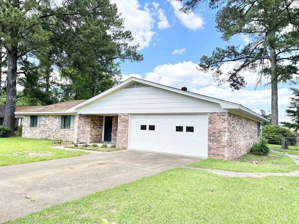 3412 Camellia Circle – photo 1