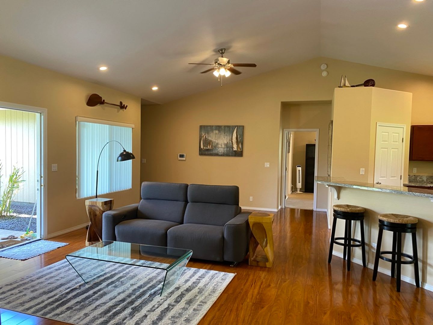 3/2 Furnished & Pet Friendly-Hawaiian Paradise Park – photo 4