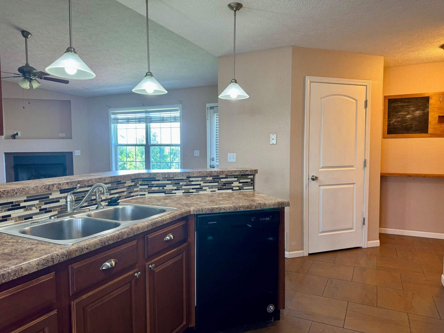 4 Bedroom House in Dixon, MO for Rent! – photo 5