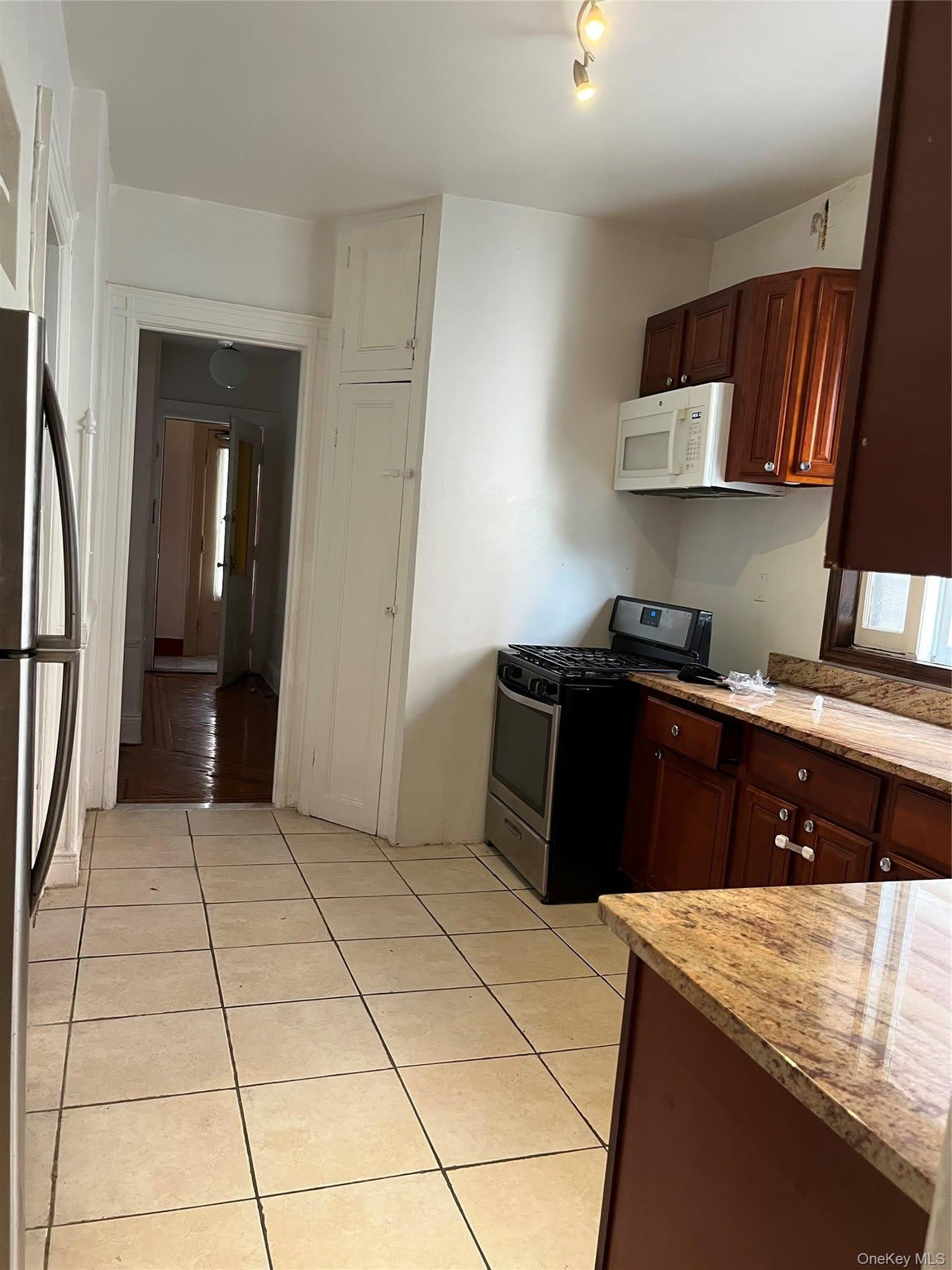 417 Marlborough Road – photo 2
