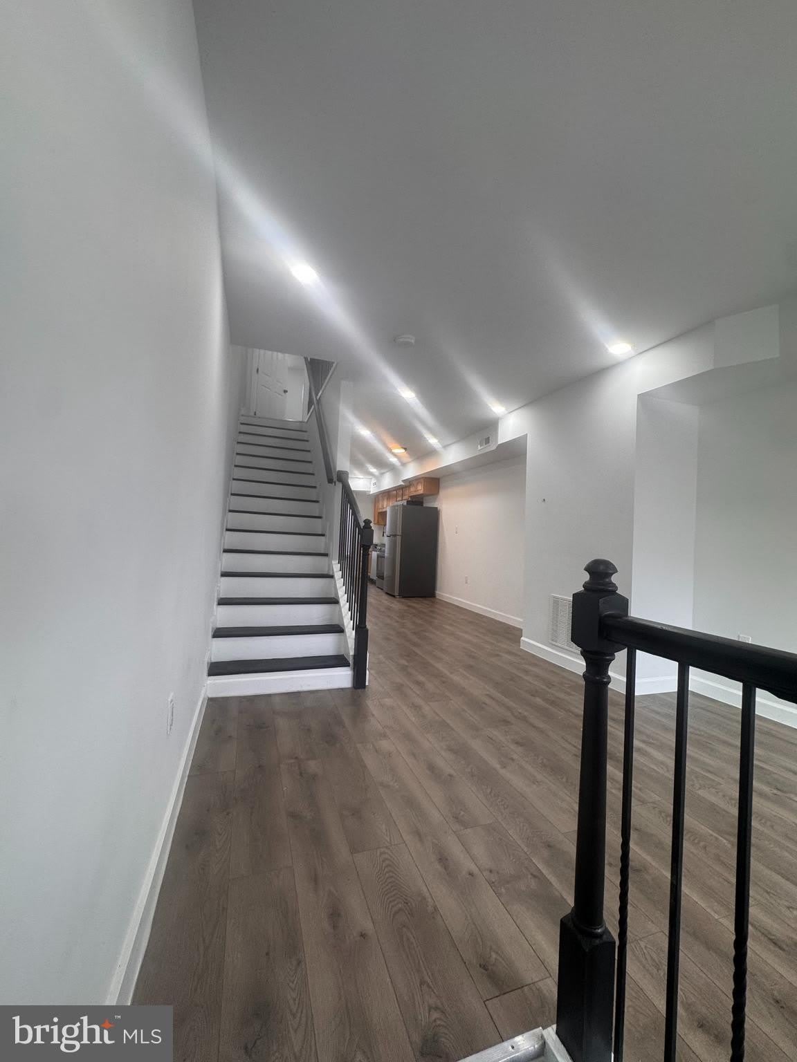2606 W FAIRMOUNT Avenue – photo 3