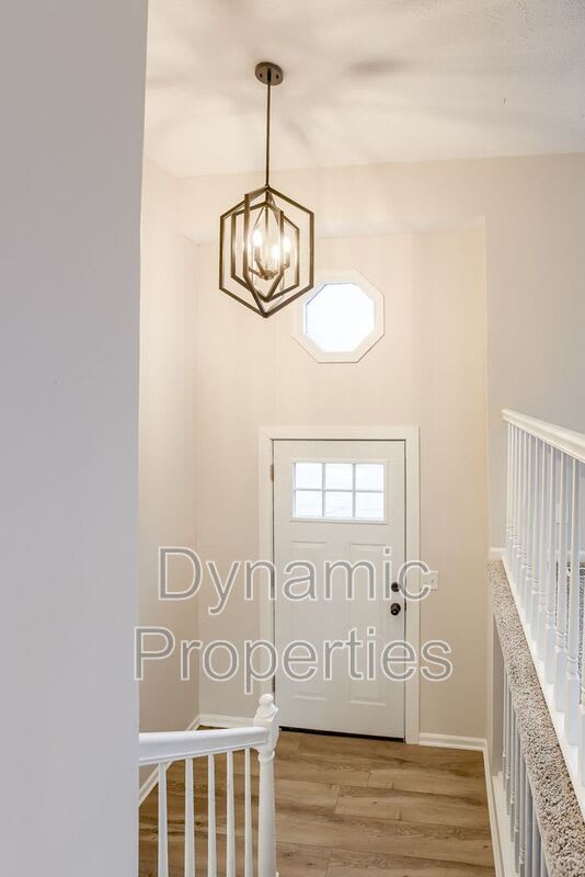 7926 Primrose Court – photo 2