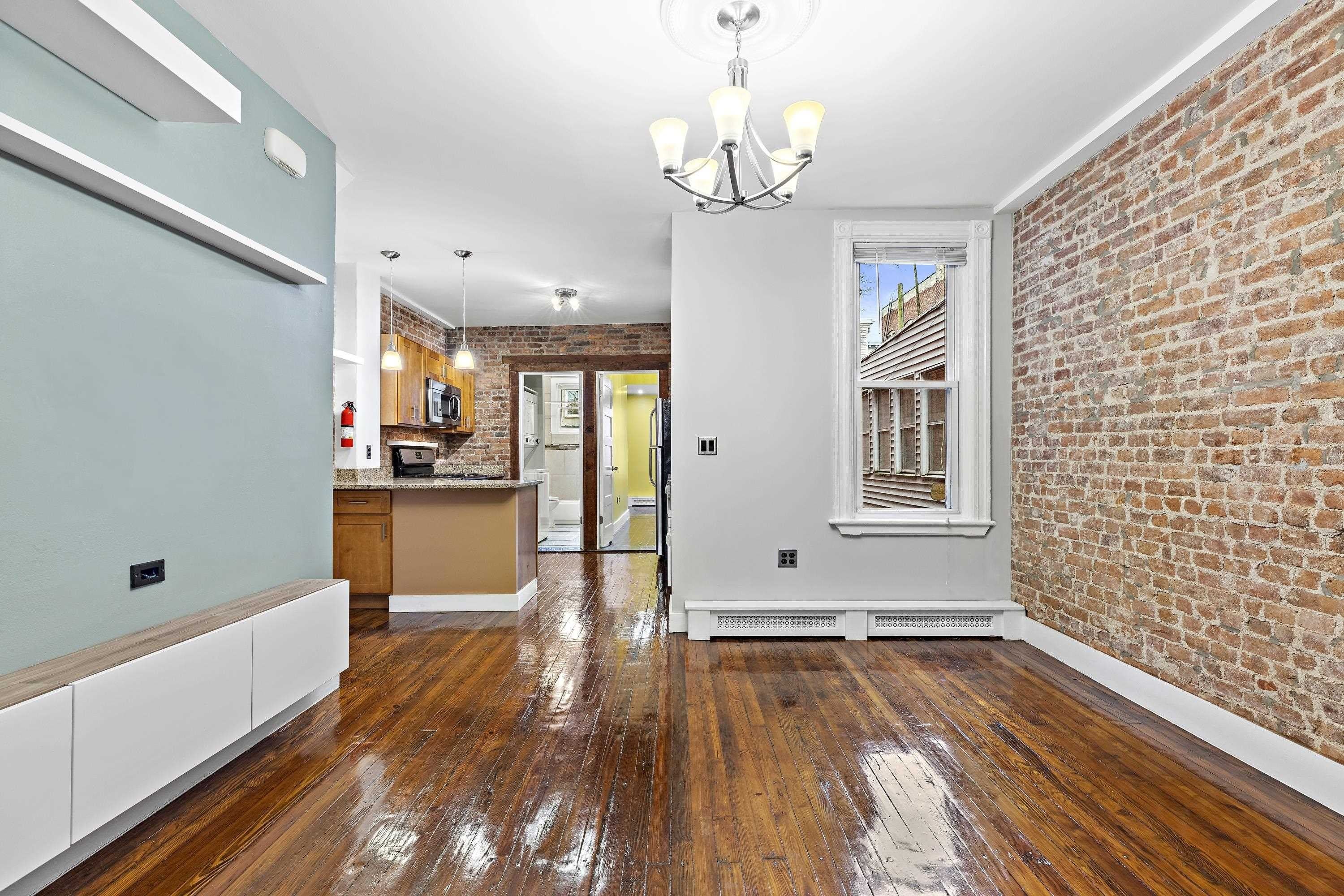 6008 Tyler Pl – photo 4