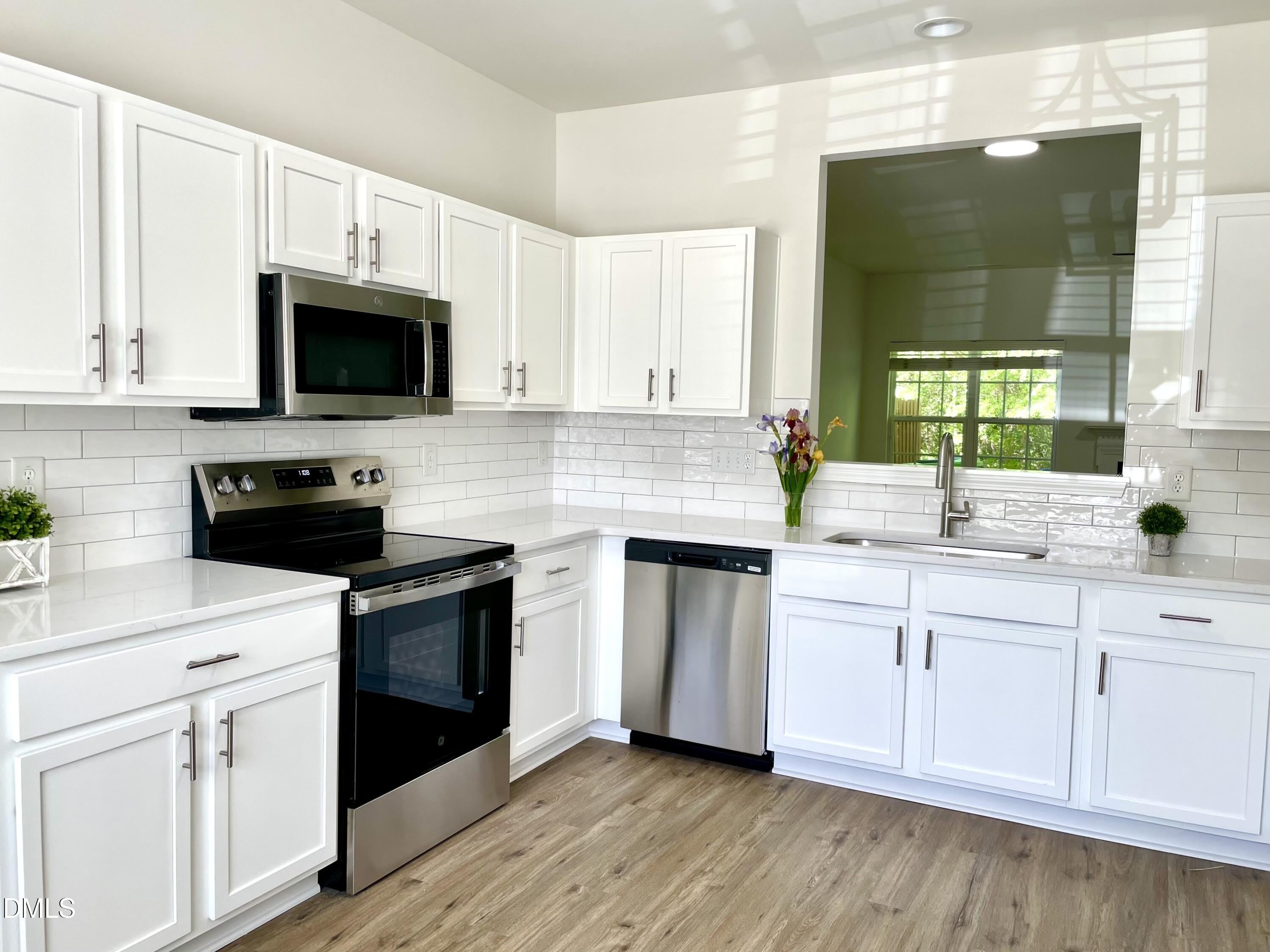3525 Londonville Lane – photo 3