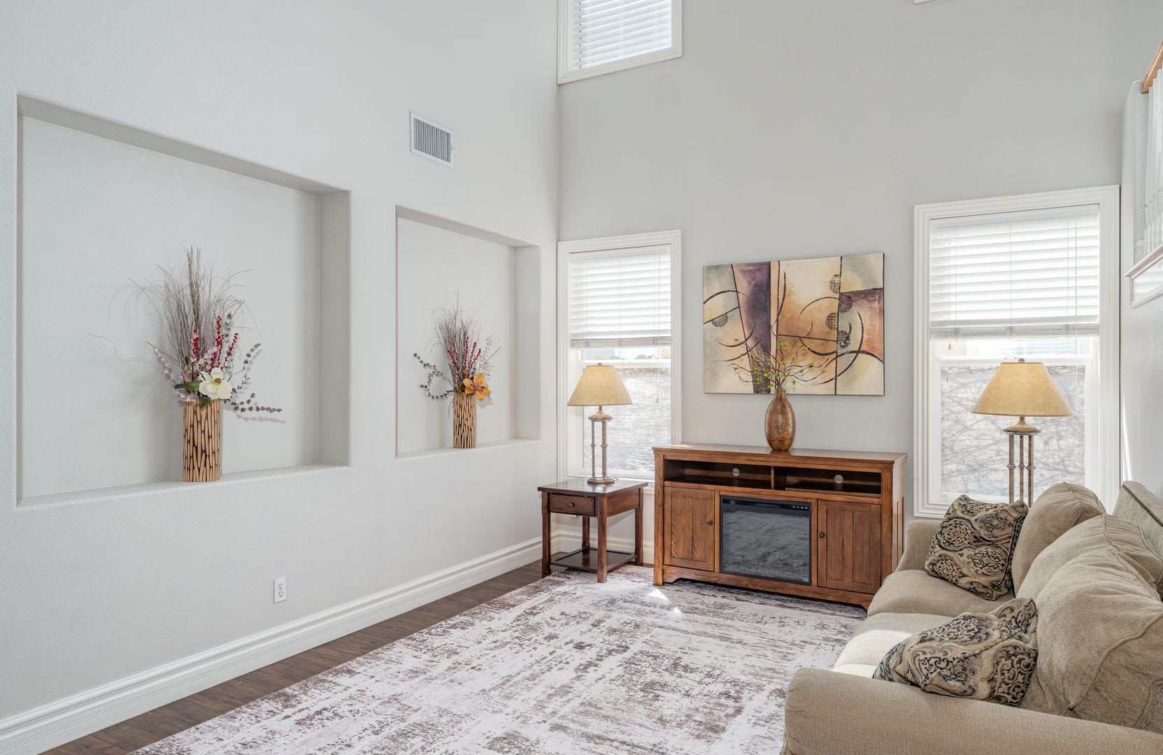 Huntington Beach Home in Gated Community – photo 5