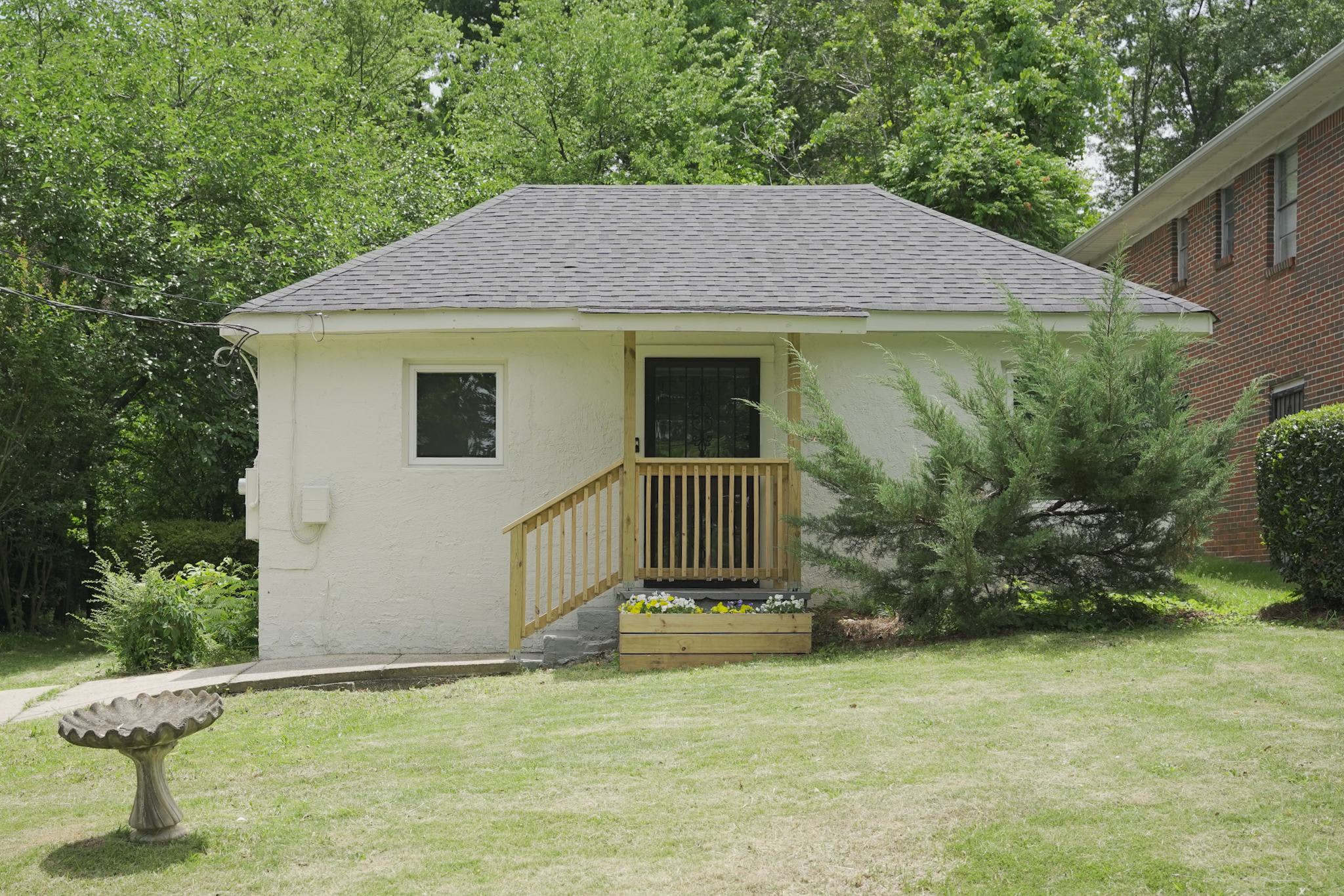 407 Green Springs Avenue South – photo 2
