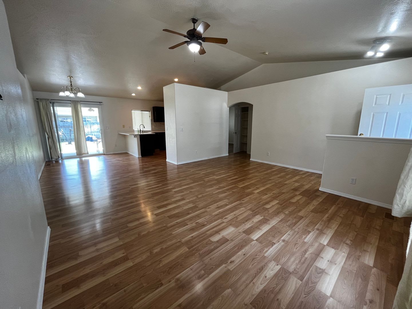 11283 Glen Ellyn – photo 3