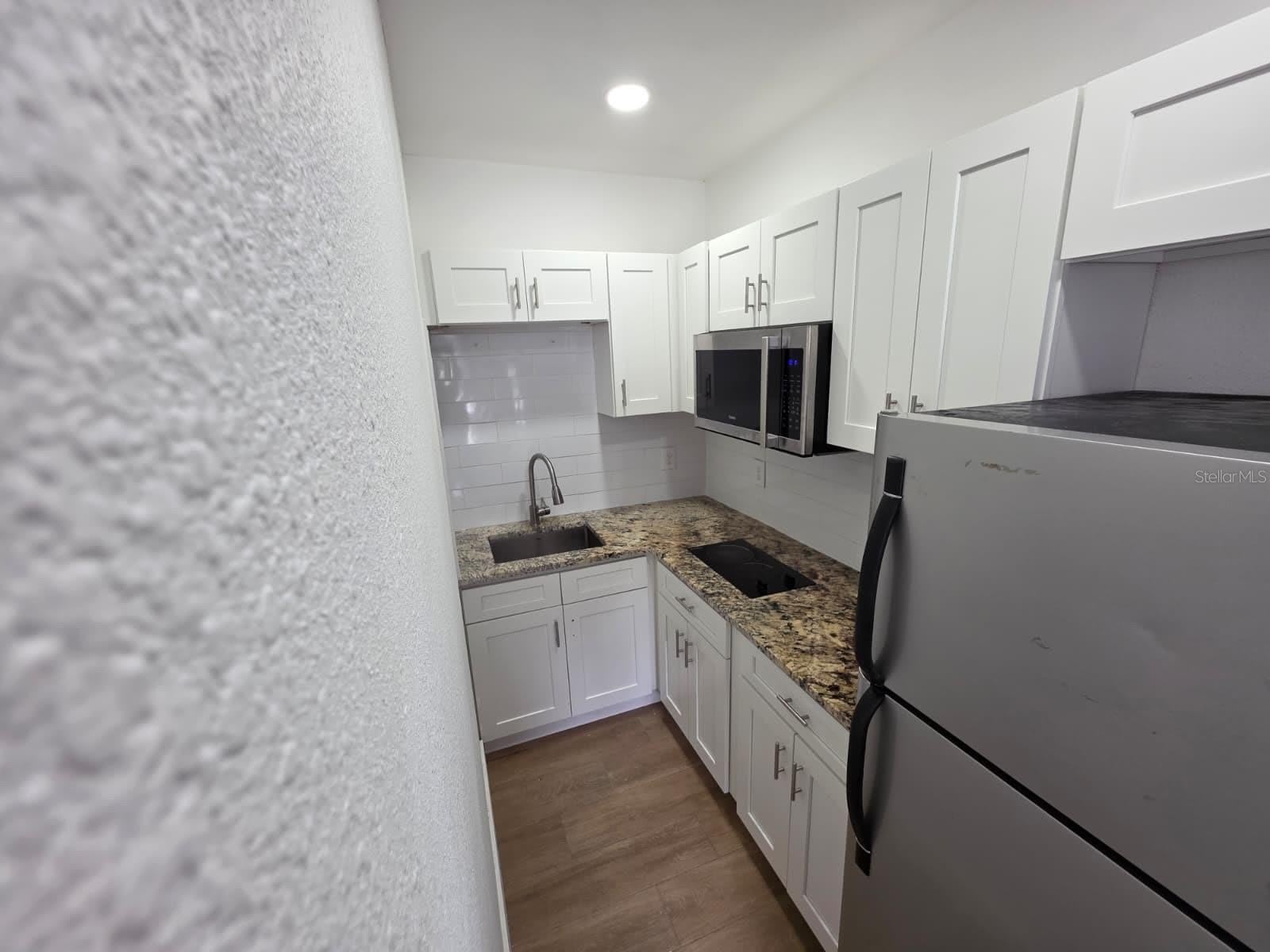 1614 N WASHINGTON Avenue – photo 4