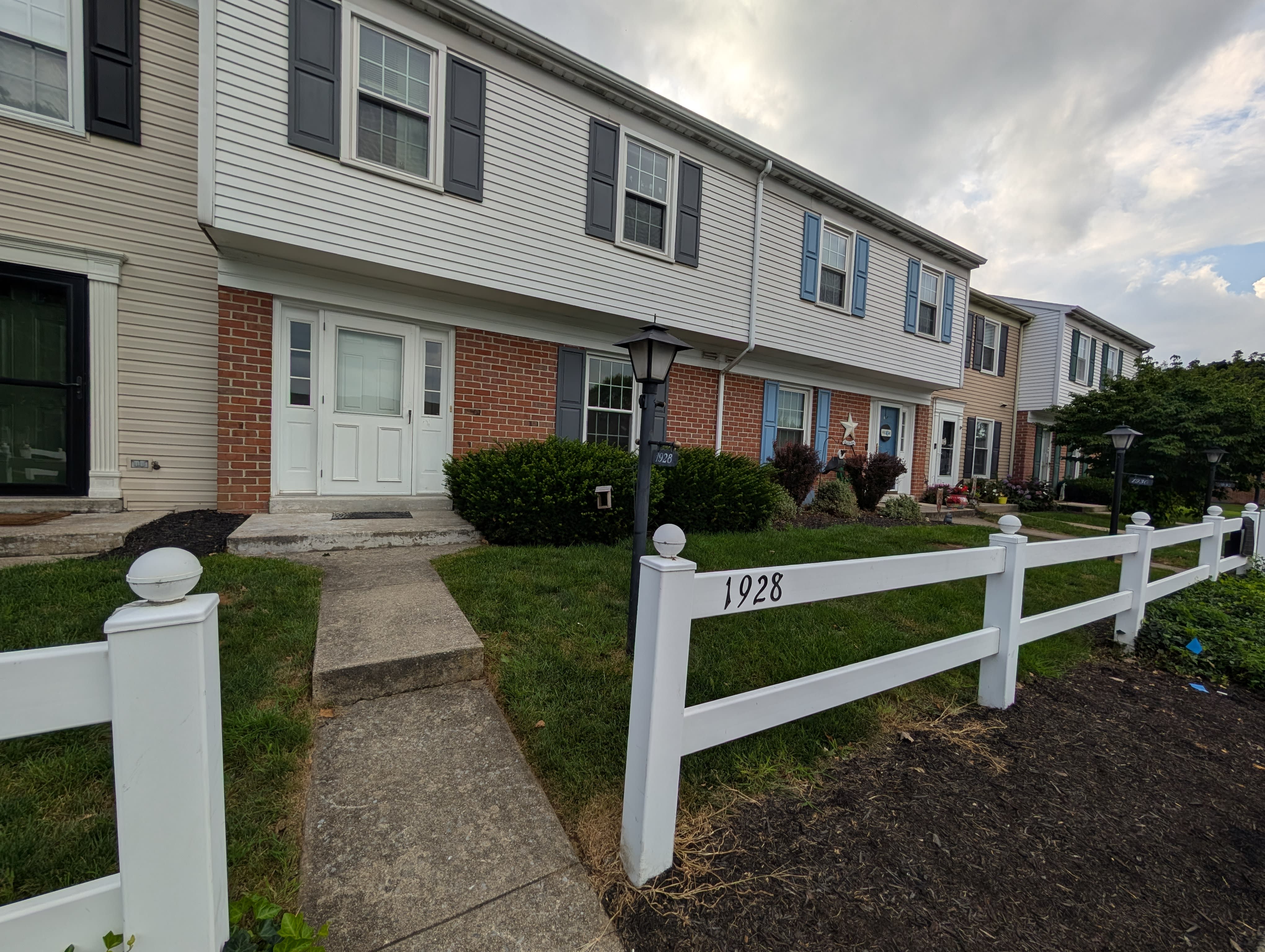1928 Carlton Drive – photo 2