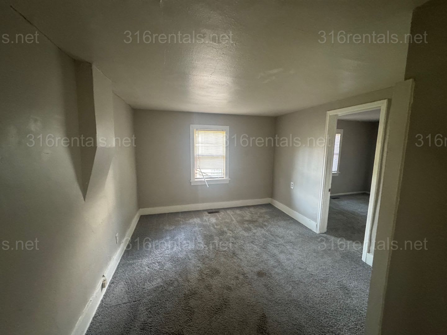 850 2 Bed 1 Bath Single Family Home – photo 5