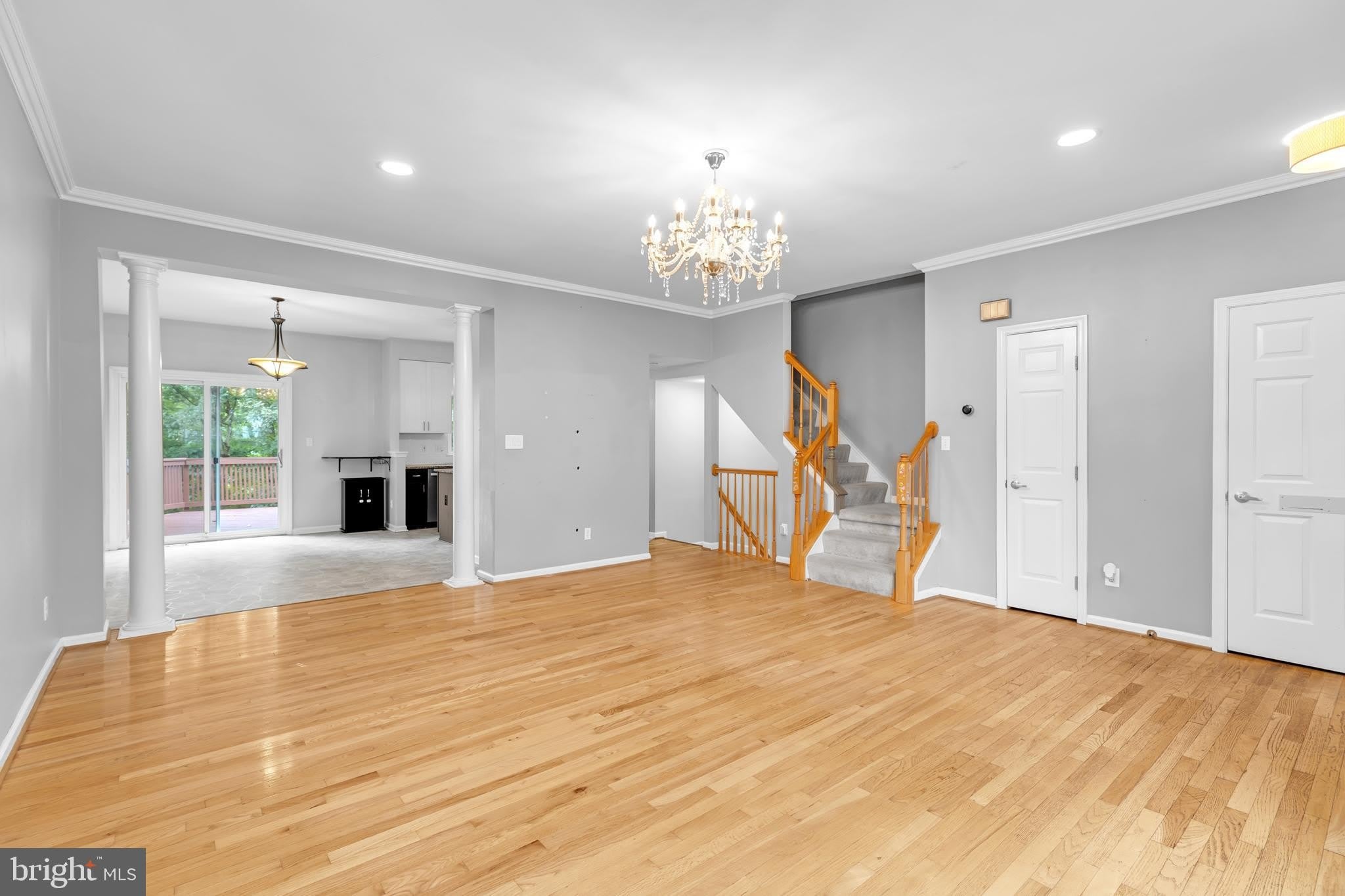6880 RIDGE WATER Court – photo 2