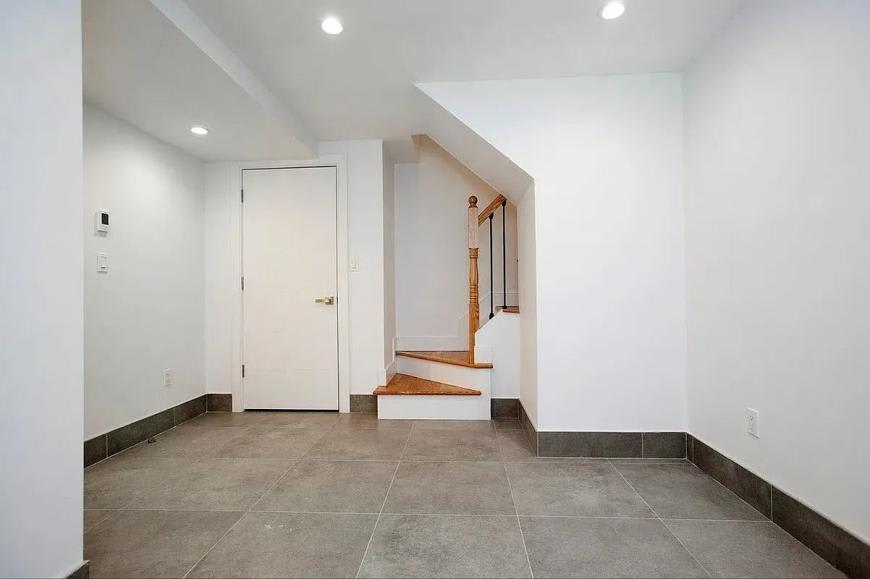 127 East 36th Street – photo 3