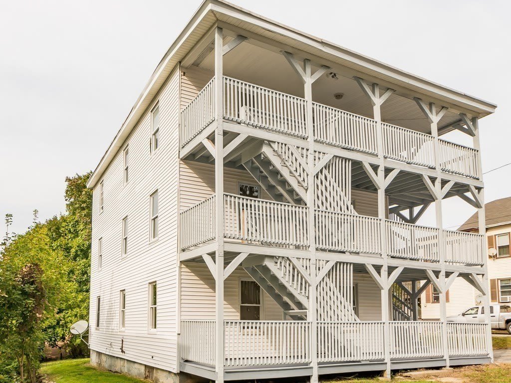 133 Baker St – photo 2