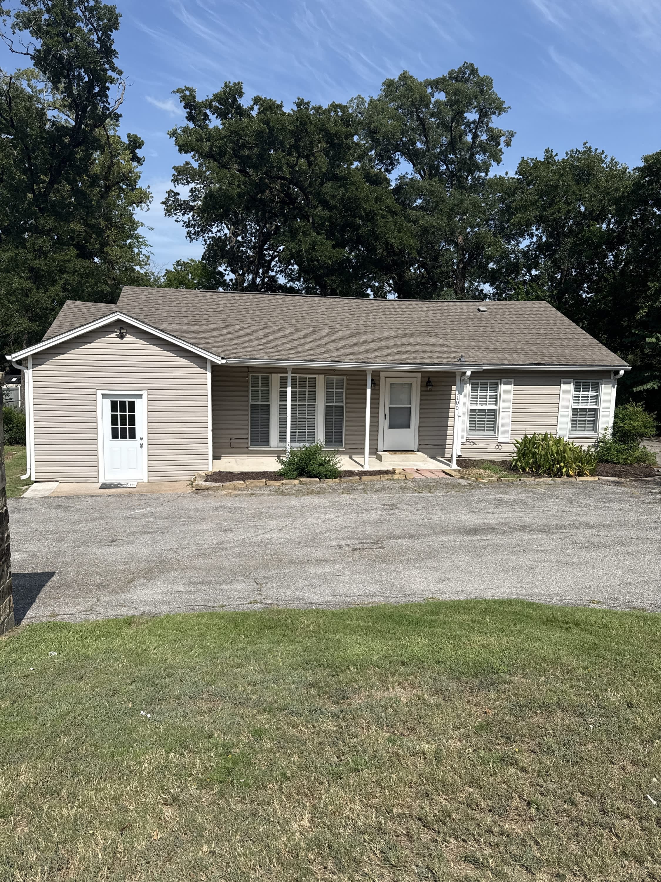 1100 South Trade Days Boulevard – photo 1