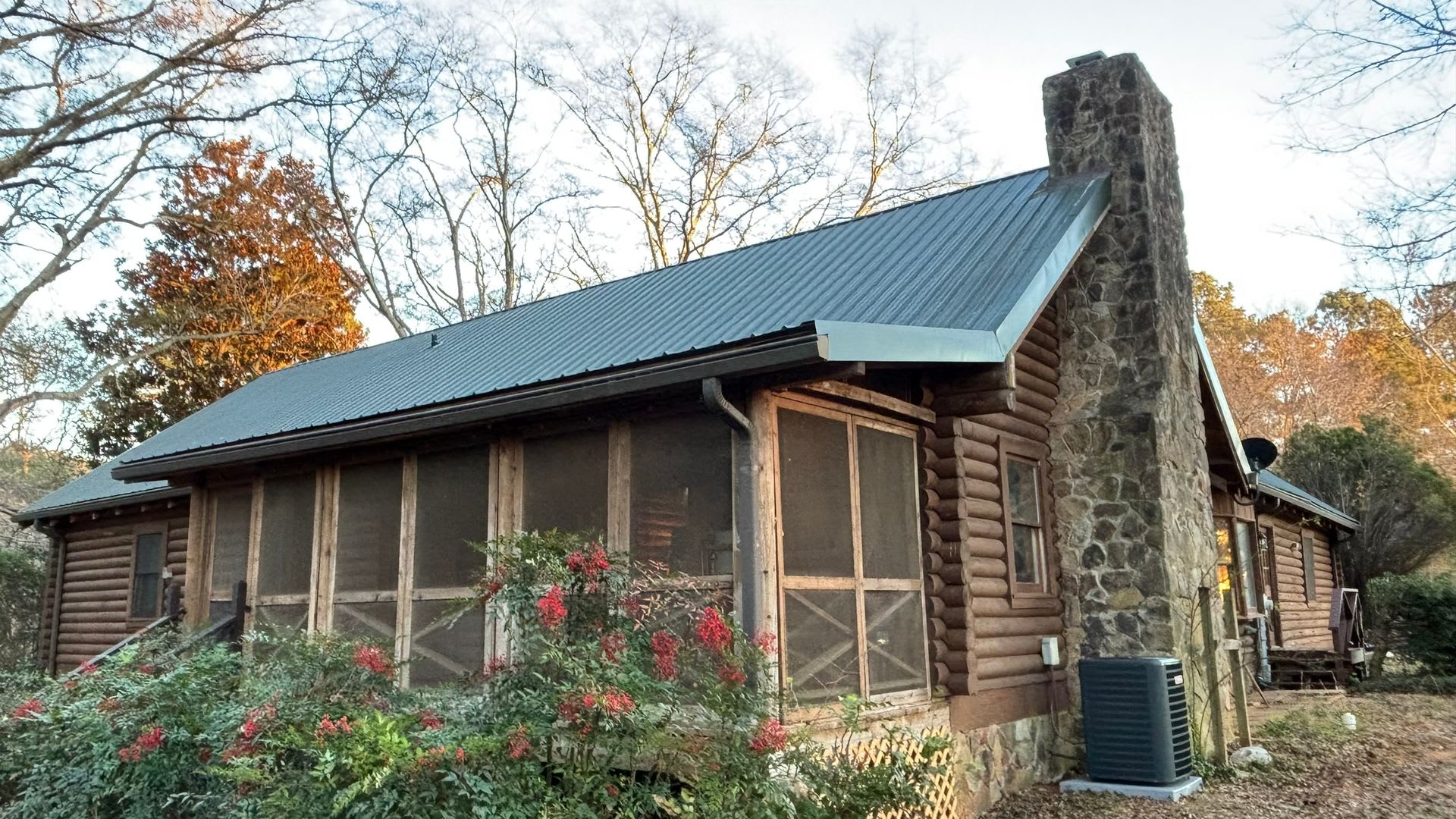 Log Cabin in Oconee on a 1.357 acre neighborhood wooded lot! – photo 2