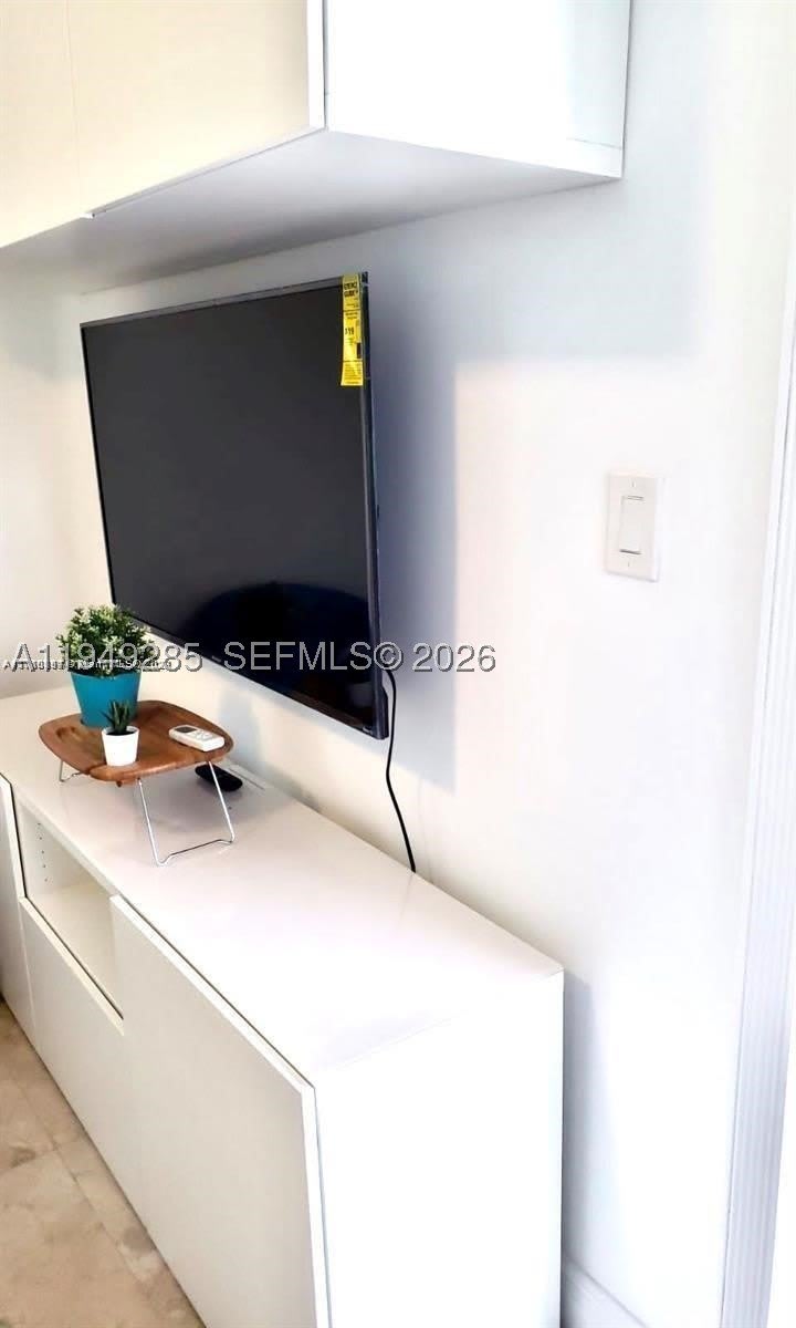 712 SW 5th Ct – photo 3