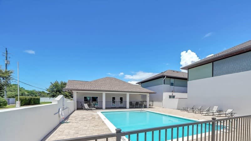 995 Airport Road – photo 4