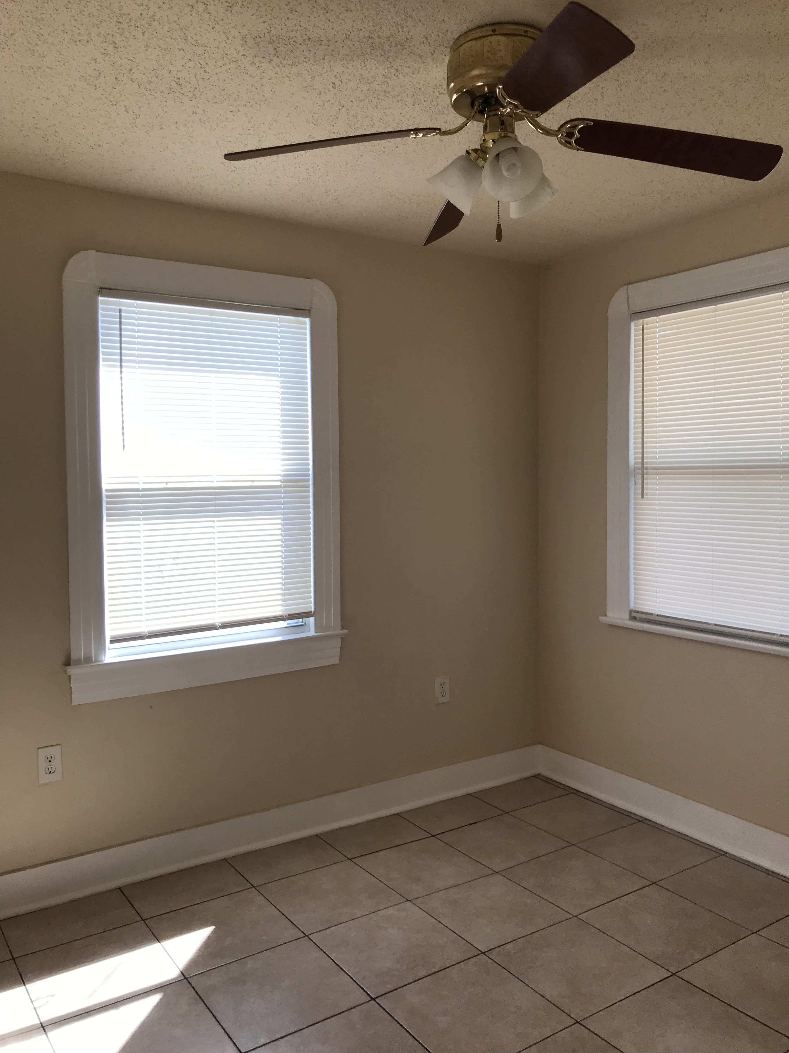 522 Farrar Avenue – photo 5