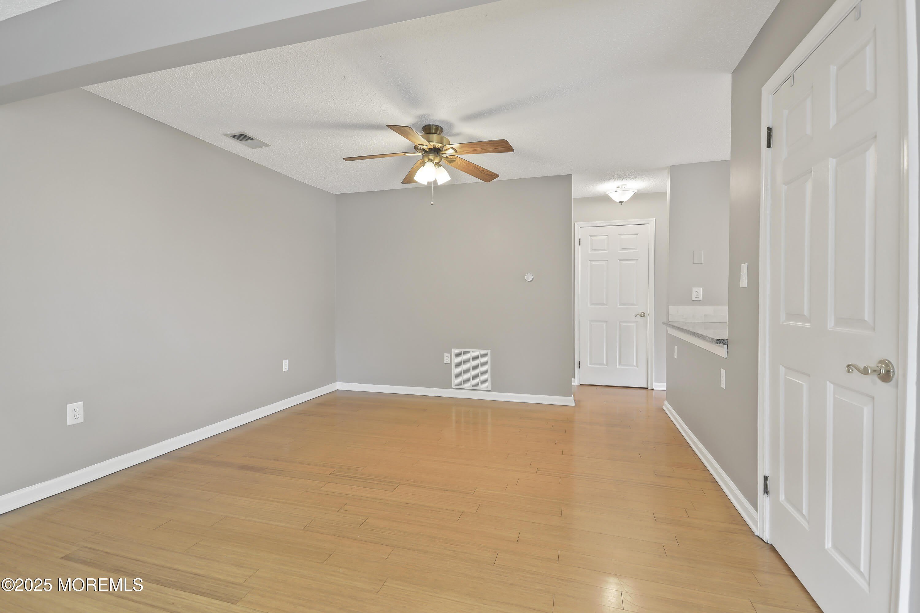 95 Madison Court – photo 5