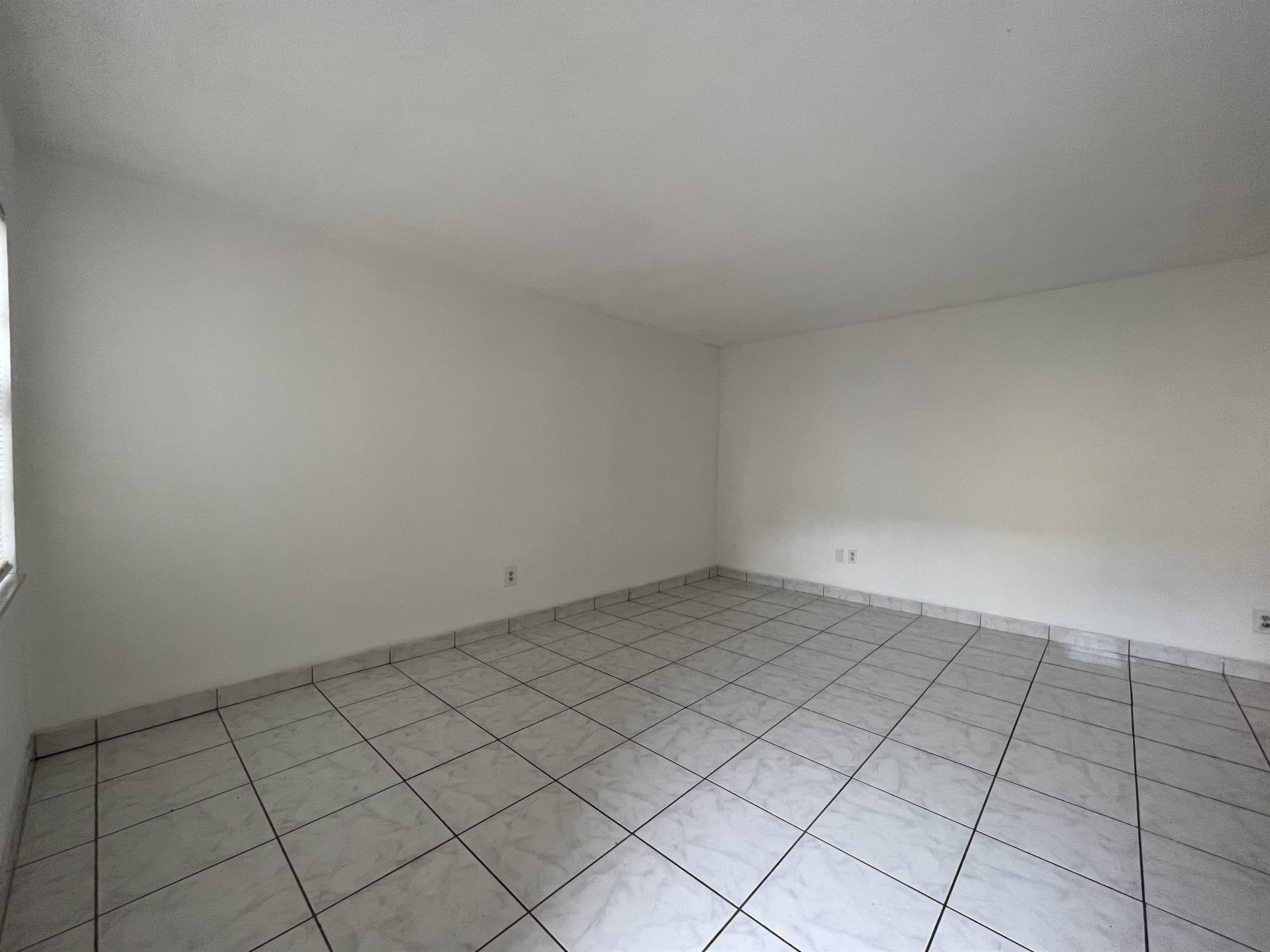 1832 Madison Street 102 1 – photo 4