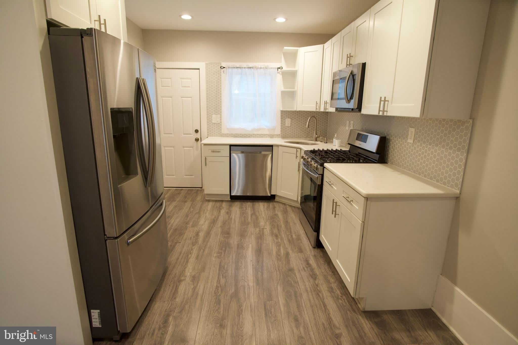 1734 S RINGGOLD Street – photo 2
