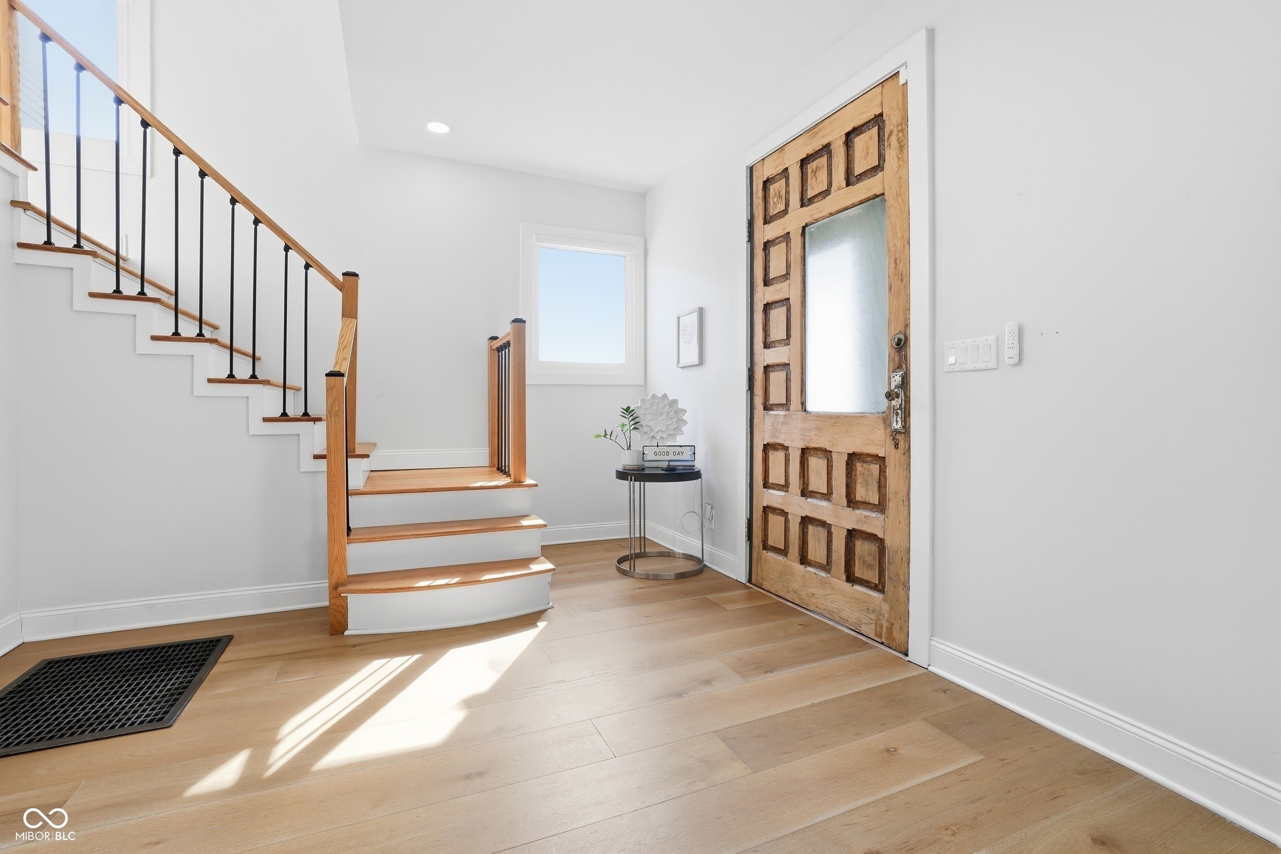 640 E 10Th Street – photo 5