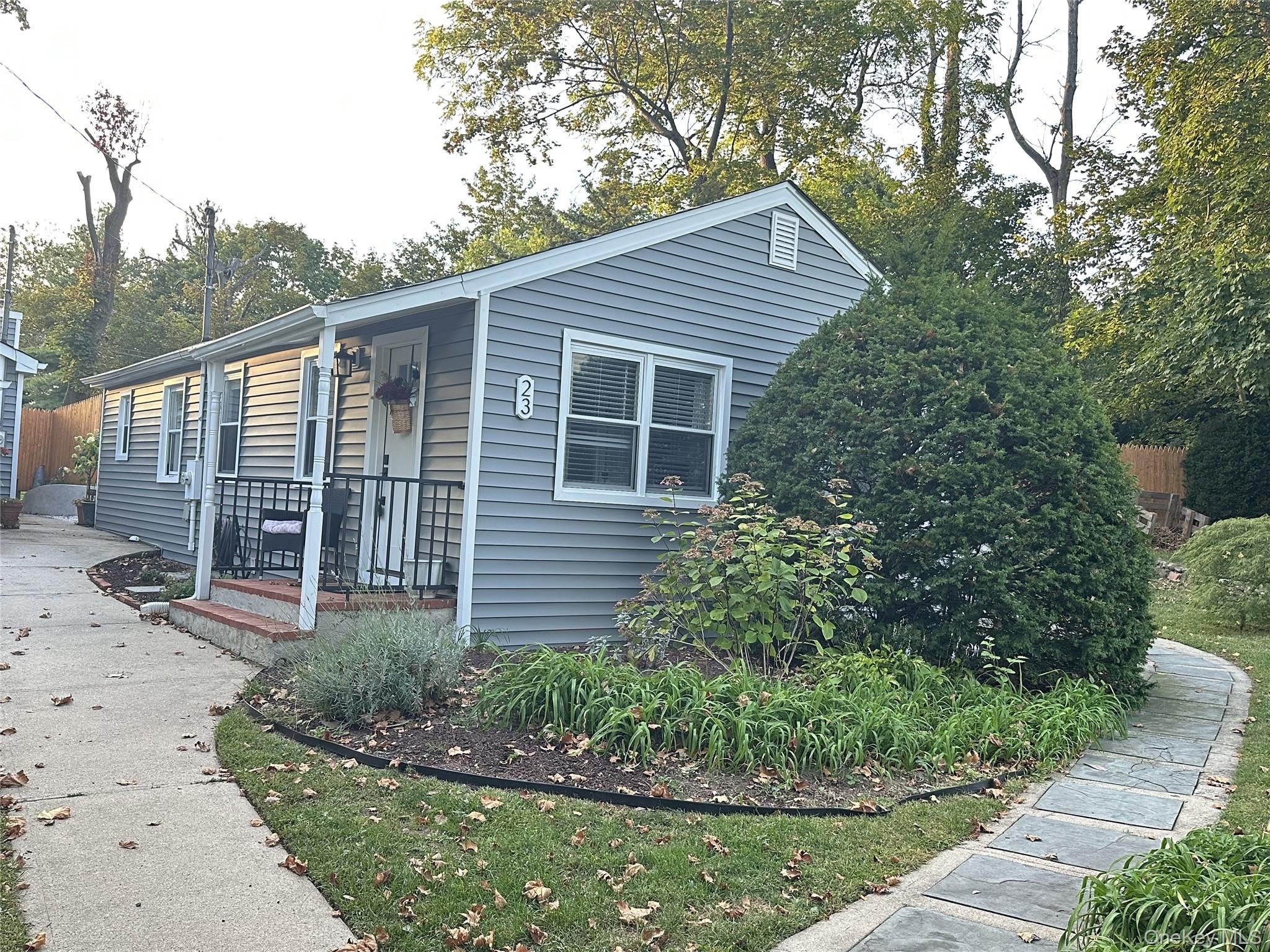 23 West Drive – photo 2
