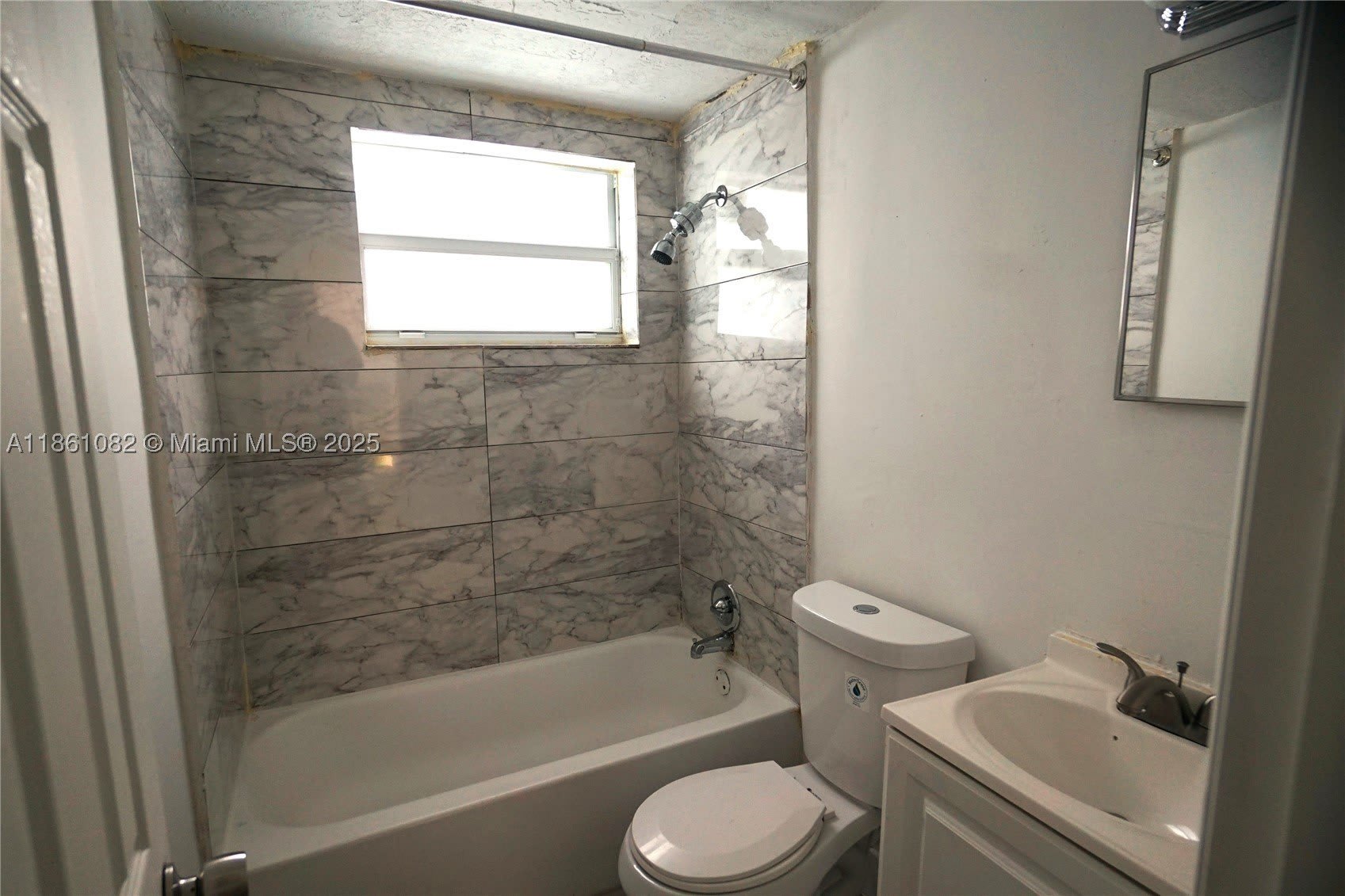 584 NW 65th St – photo 5