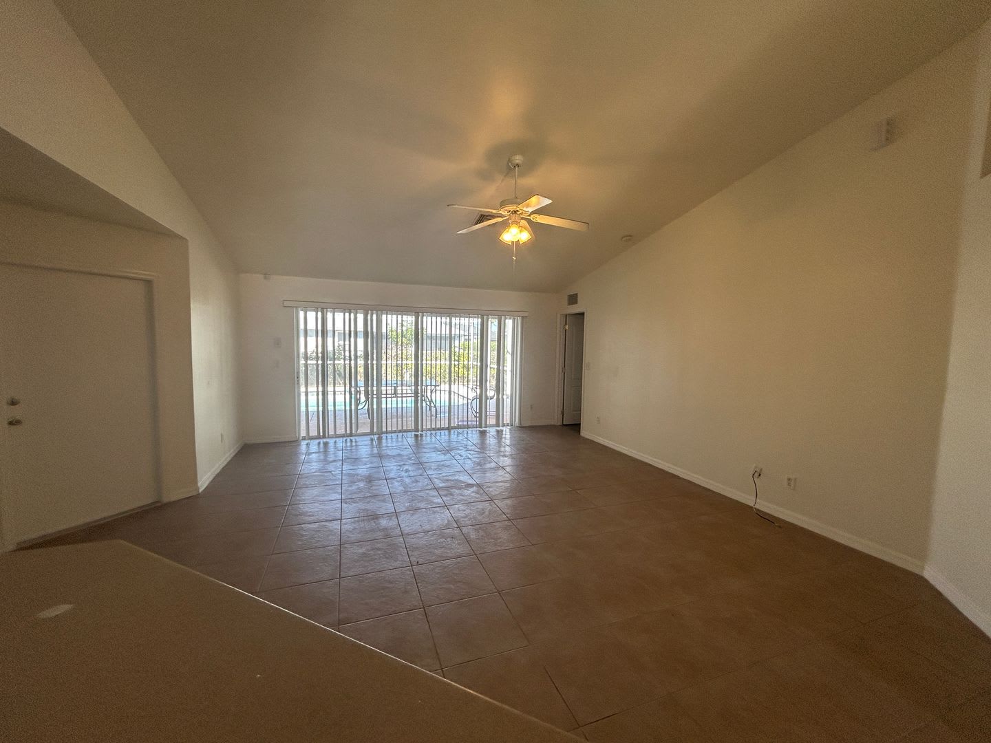 3 2 Pool Home – photo 5