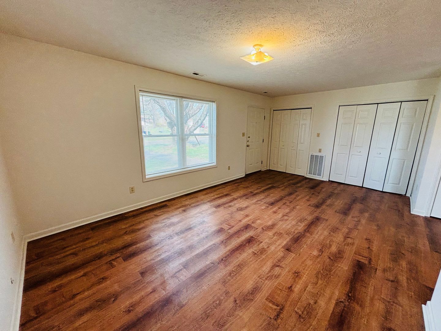 2 Bedroom 1 Bath Townhouse – photo 5
