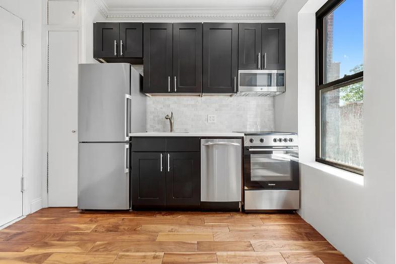 102 Christopher Street – photo 4
