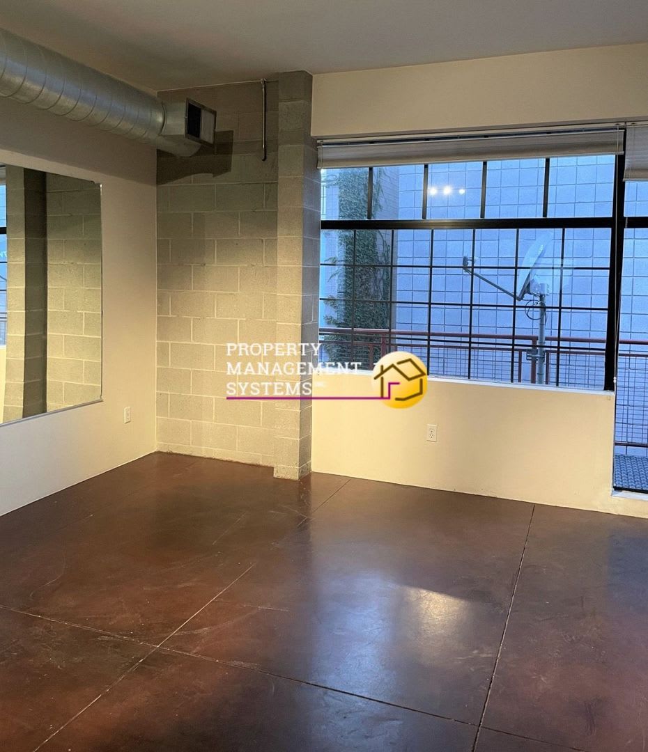 2 Bedroom Condo Downtown SLC – photo 3