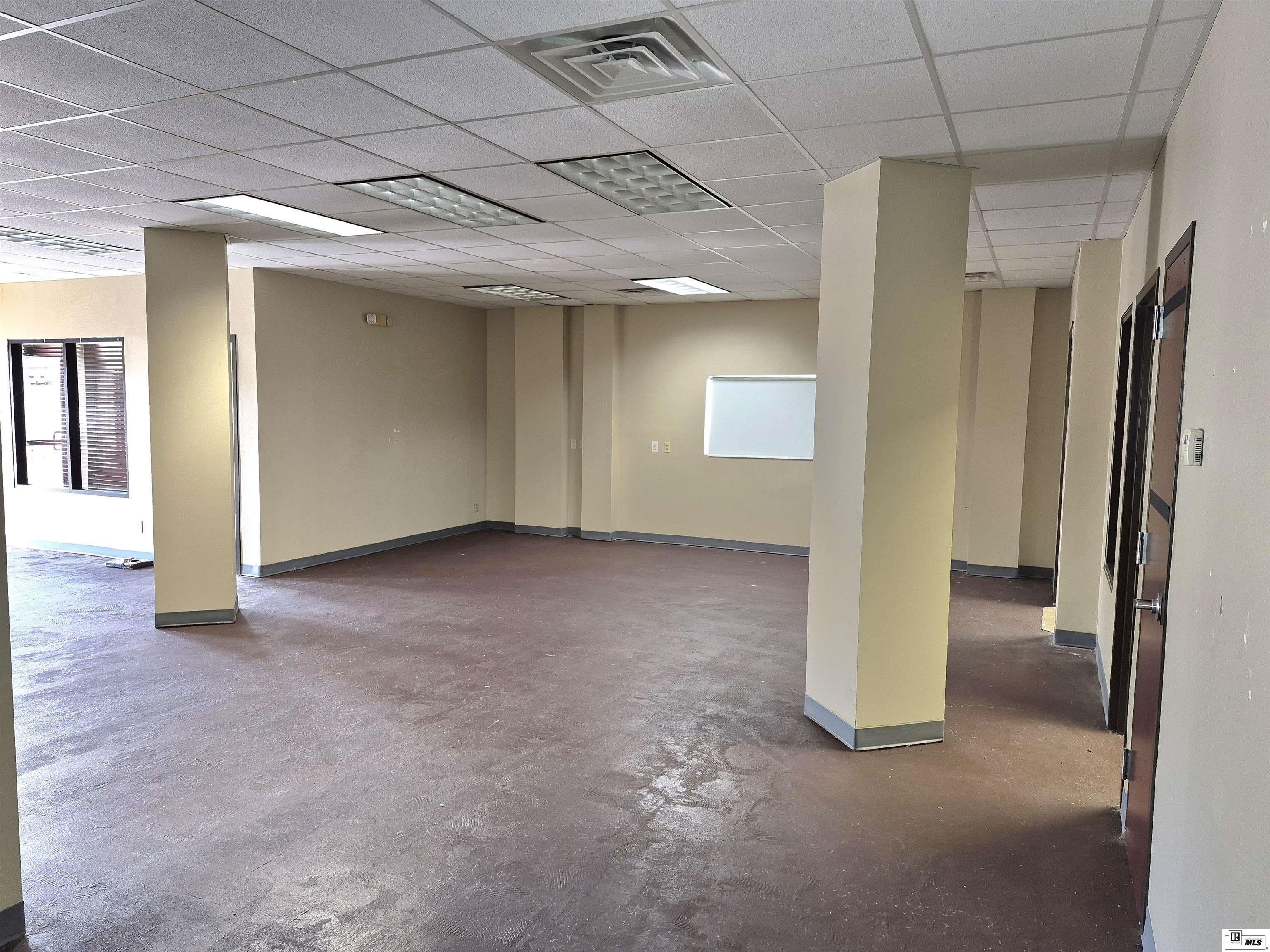639 E MADISON AVENUE – photo 2