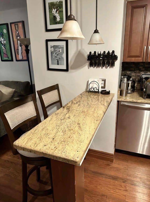 881 Broadway – photo 3