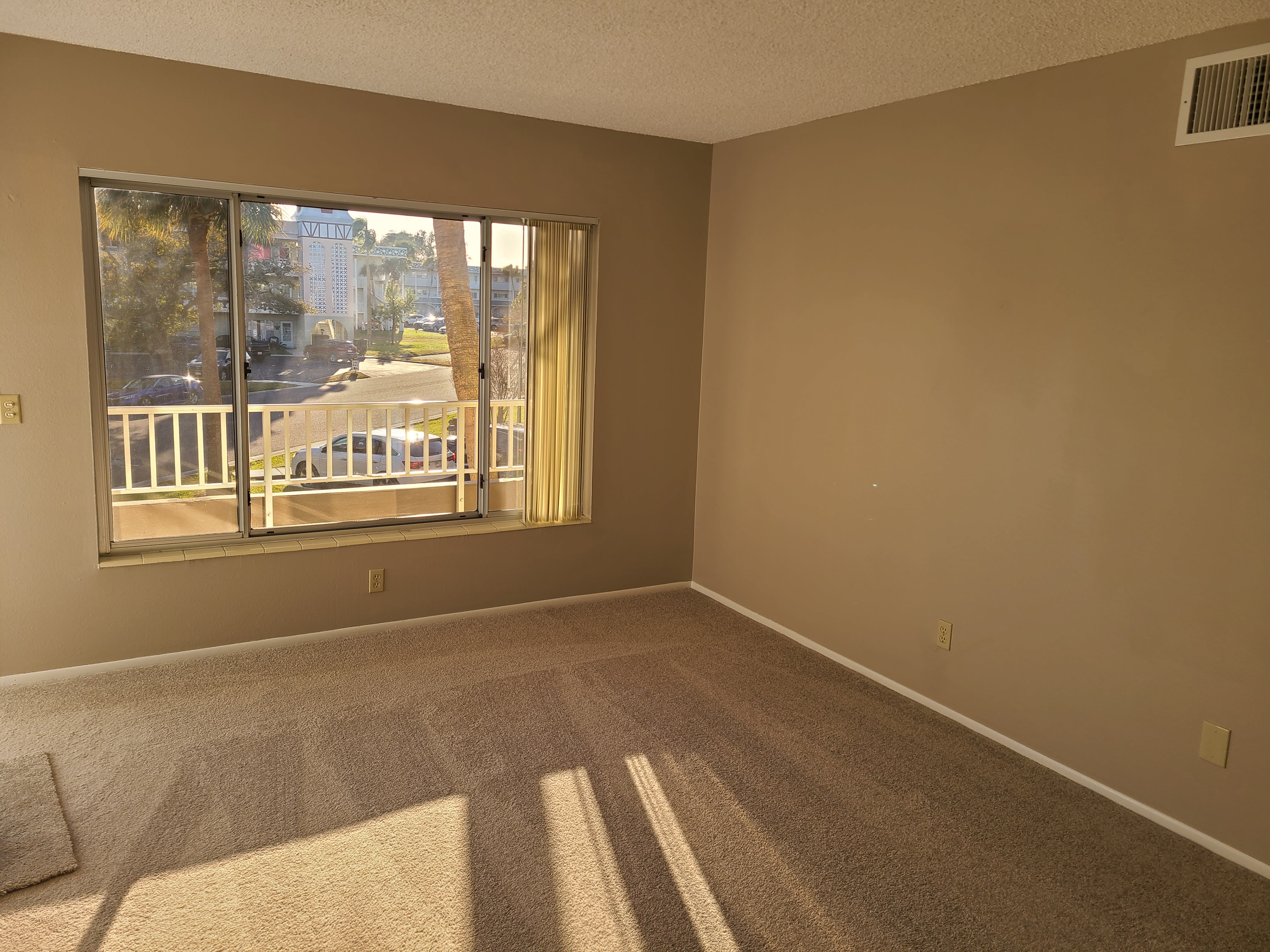 2402 Ecuadorian Way – photo 4