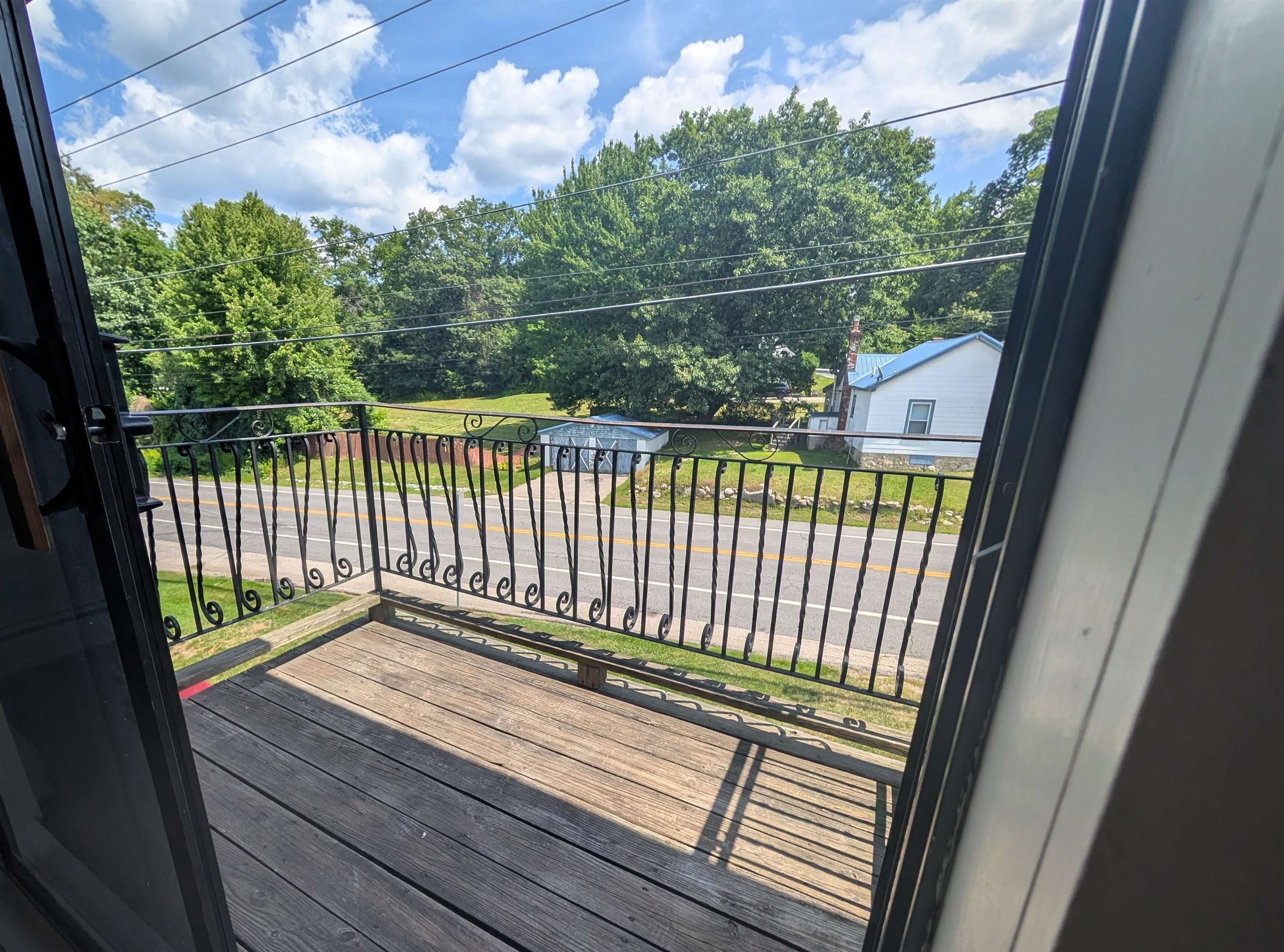 134 Mammoth Road – photo 5