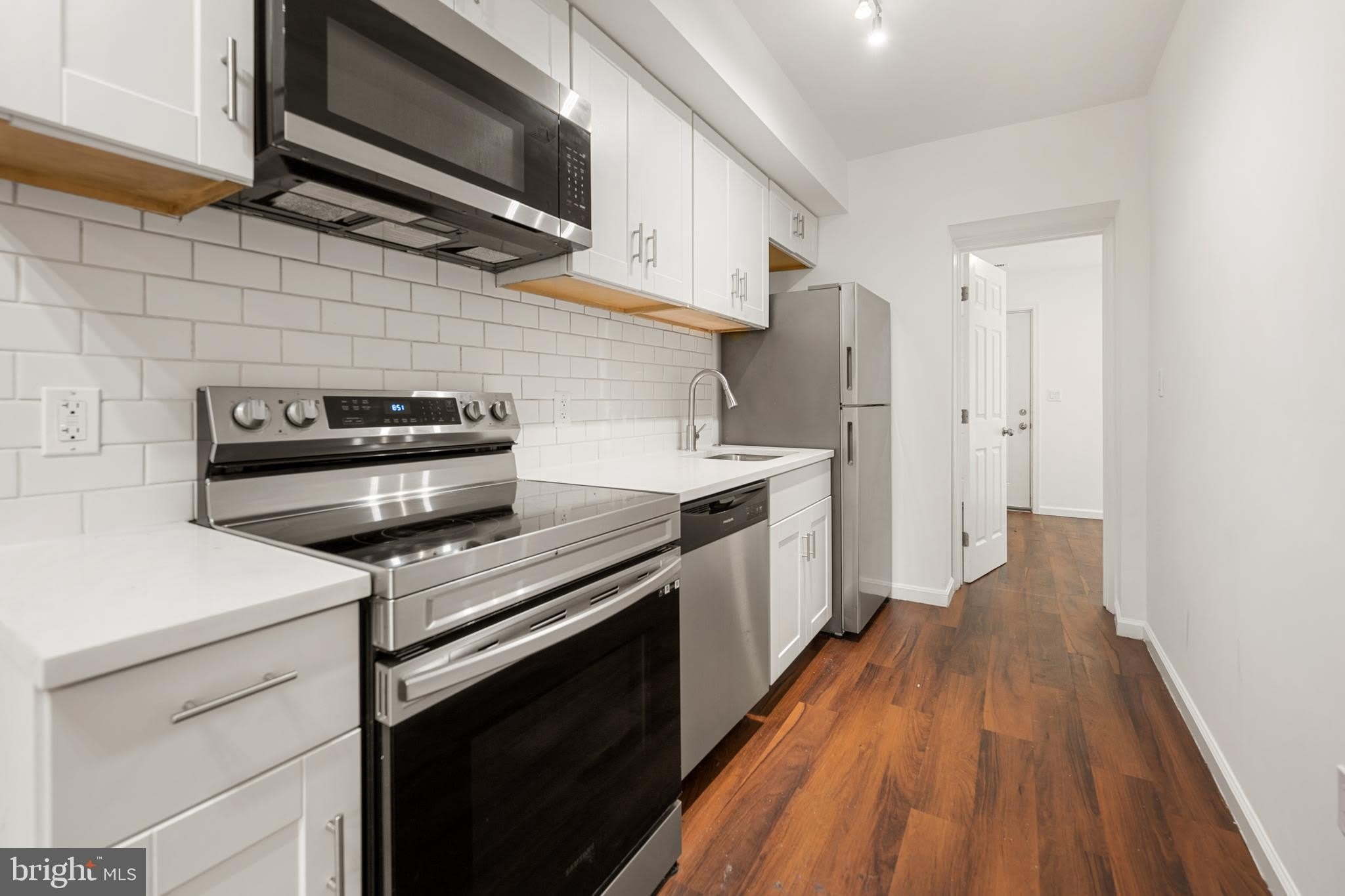 1838 C Street Se – photo 2
