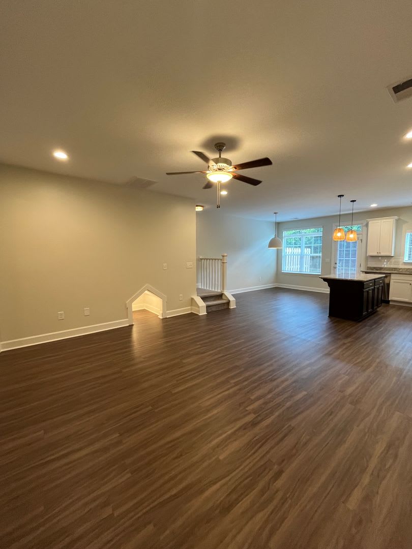Comfortable Convenient Move In Ready – photo 3