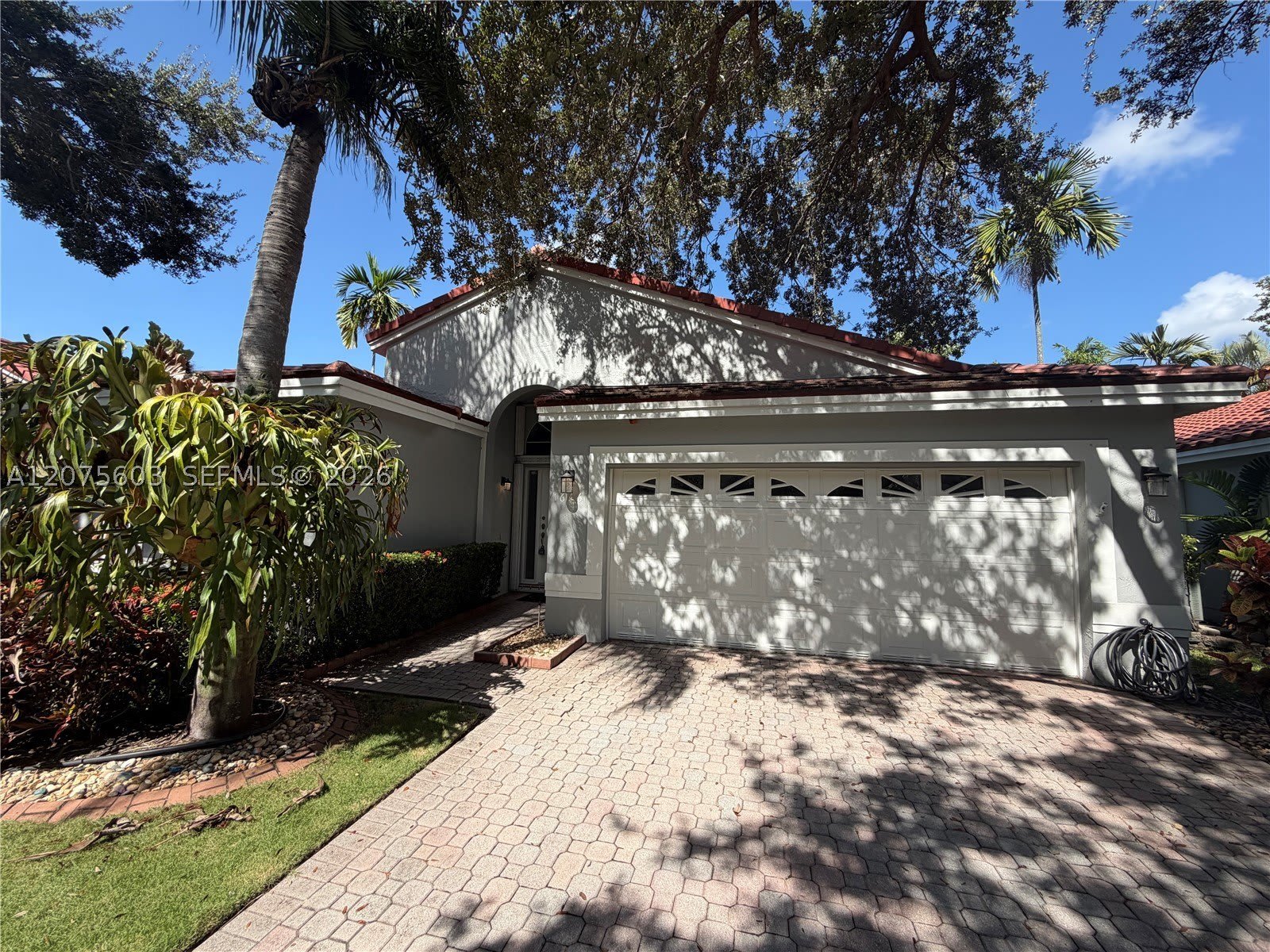 1646 SW 148th Ter – photo 2