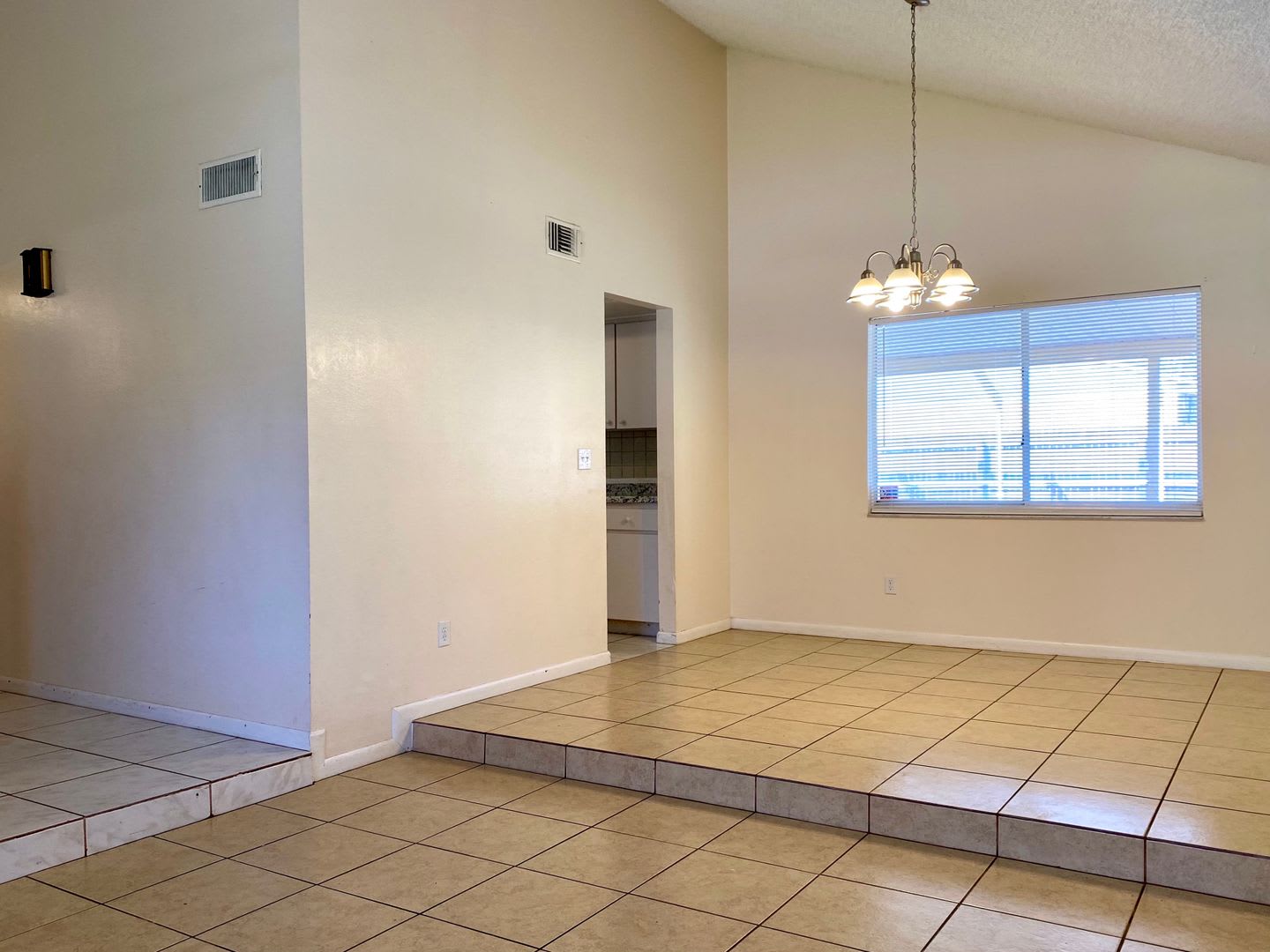 5205 Dublin Place, Tampa, FL 33624 – photo 4