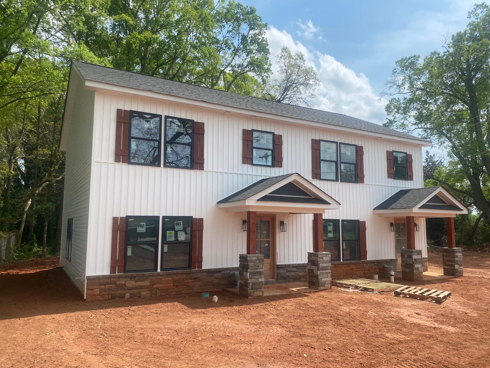 303 Potts Street – photo 2