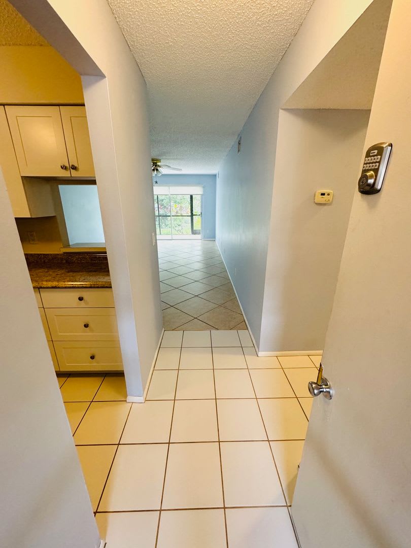 5649 Midnight Pass Rd – photo 4