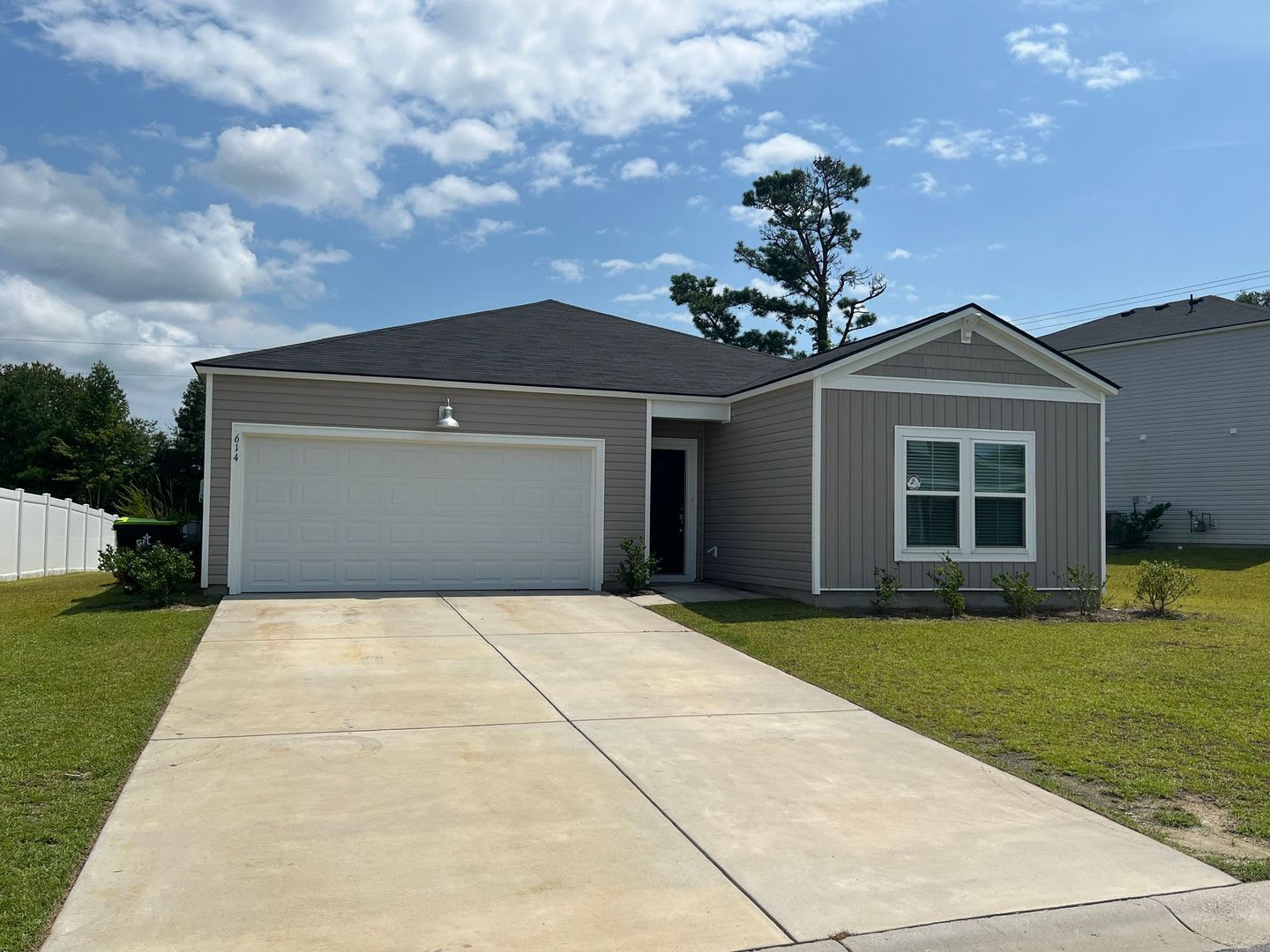 Field View 4BD/ 2BA – photo 1