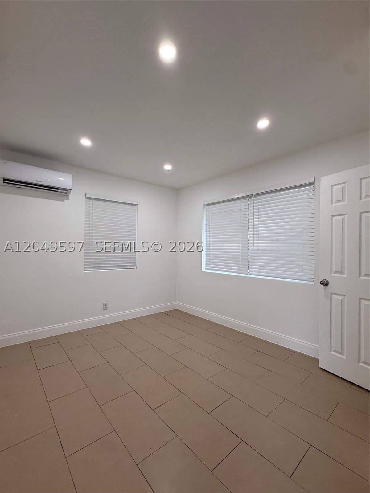 6723 NE Miami Pl – photo 4