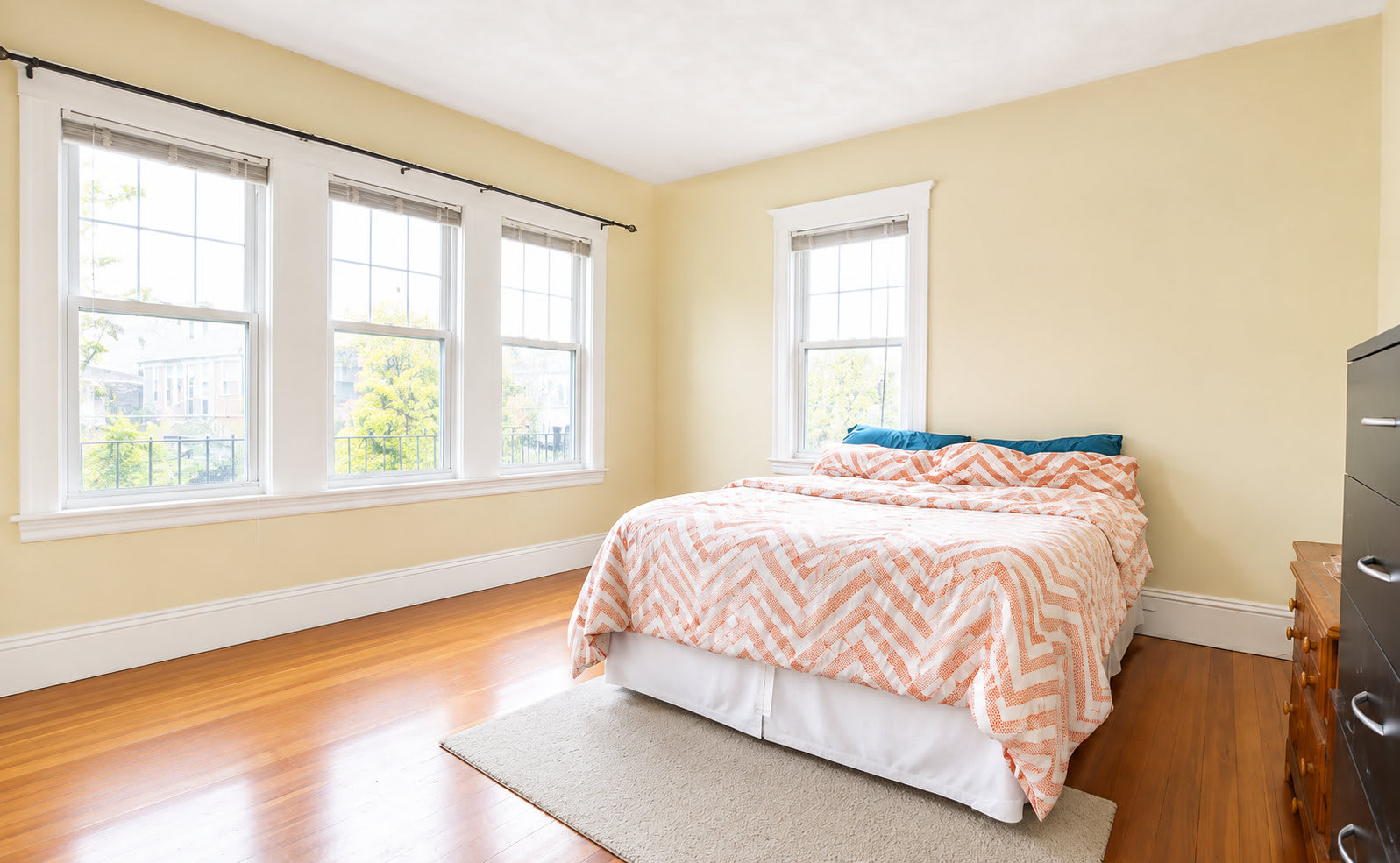 18 Hunnewell Ave – photo 4