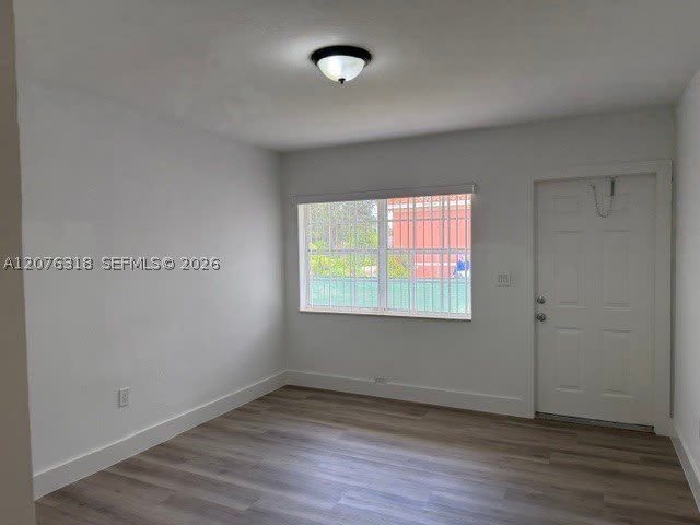 834 NE 5th Ave – photo 4